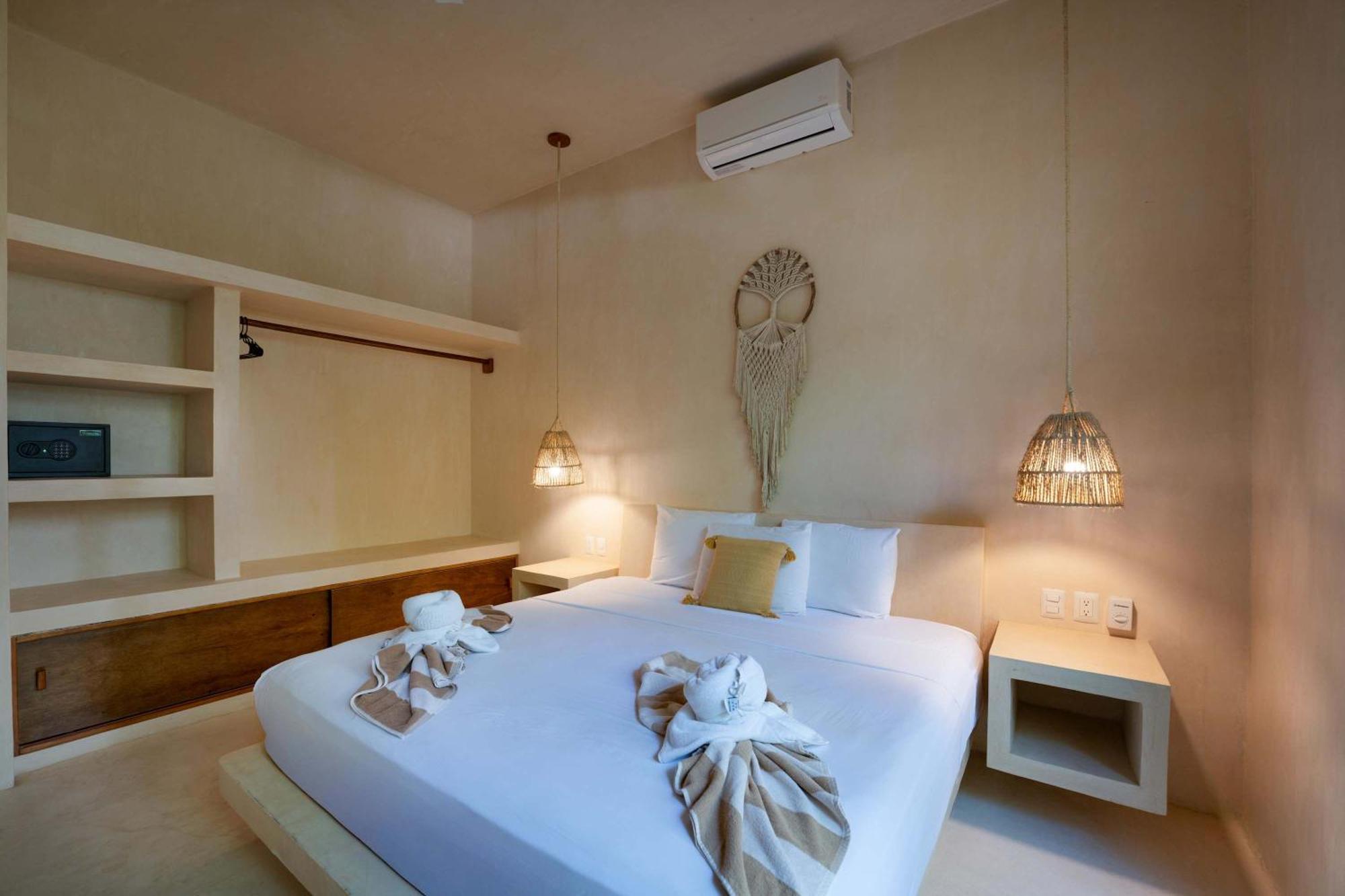 Stylish Ground-floor 3br Haven With Luxe Plunge Pool Holiday home