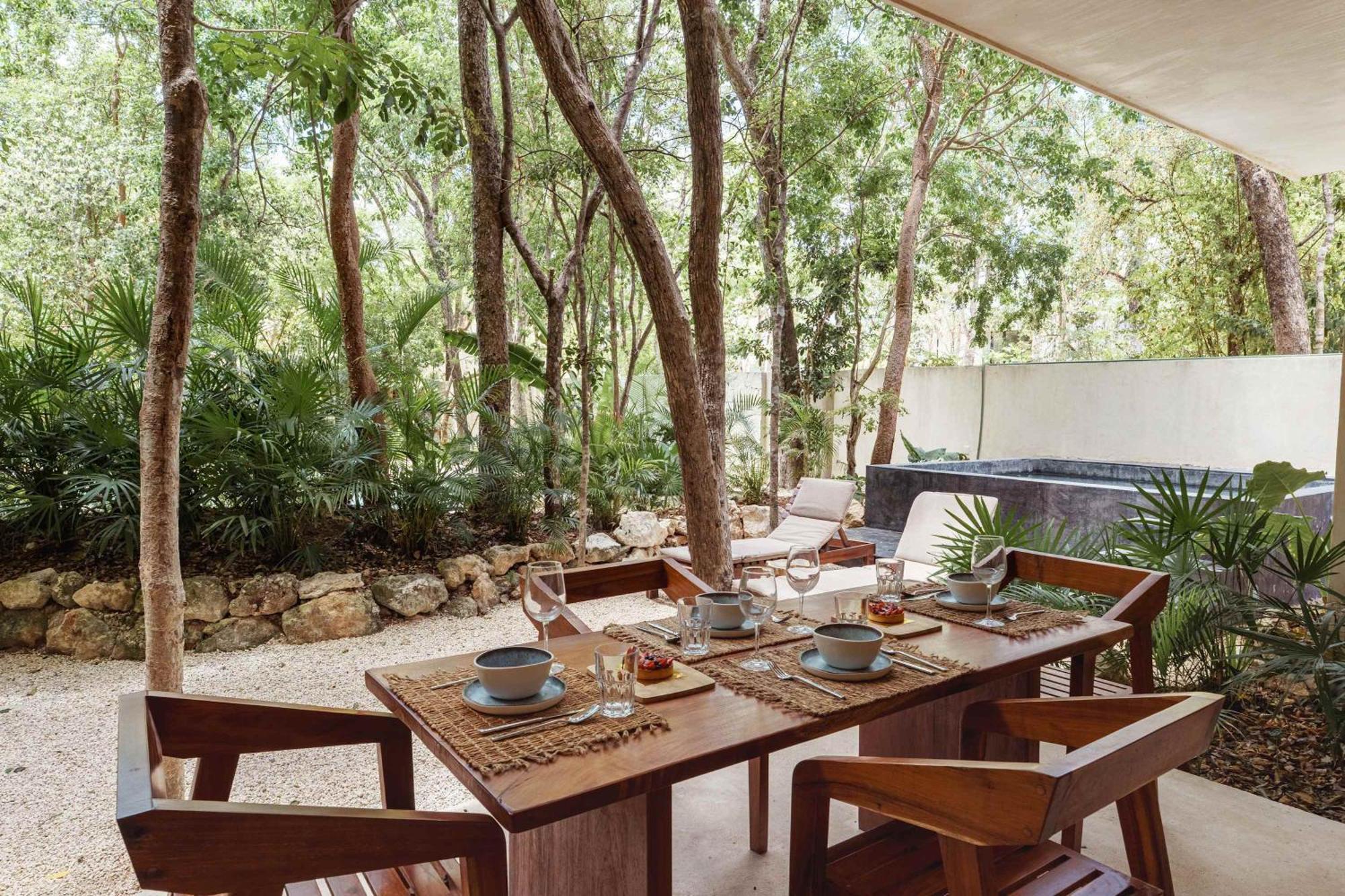 Stylish Ground-floor 3br Haven With Luxe Plunge Pool Holiday home *