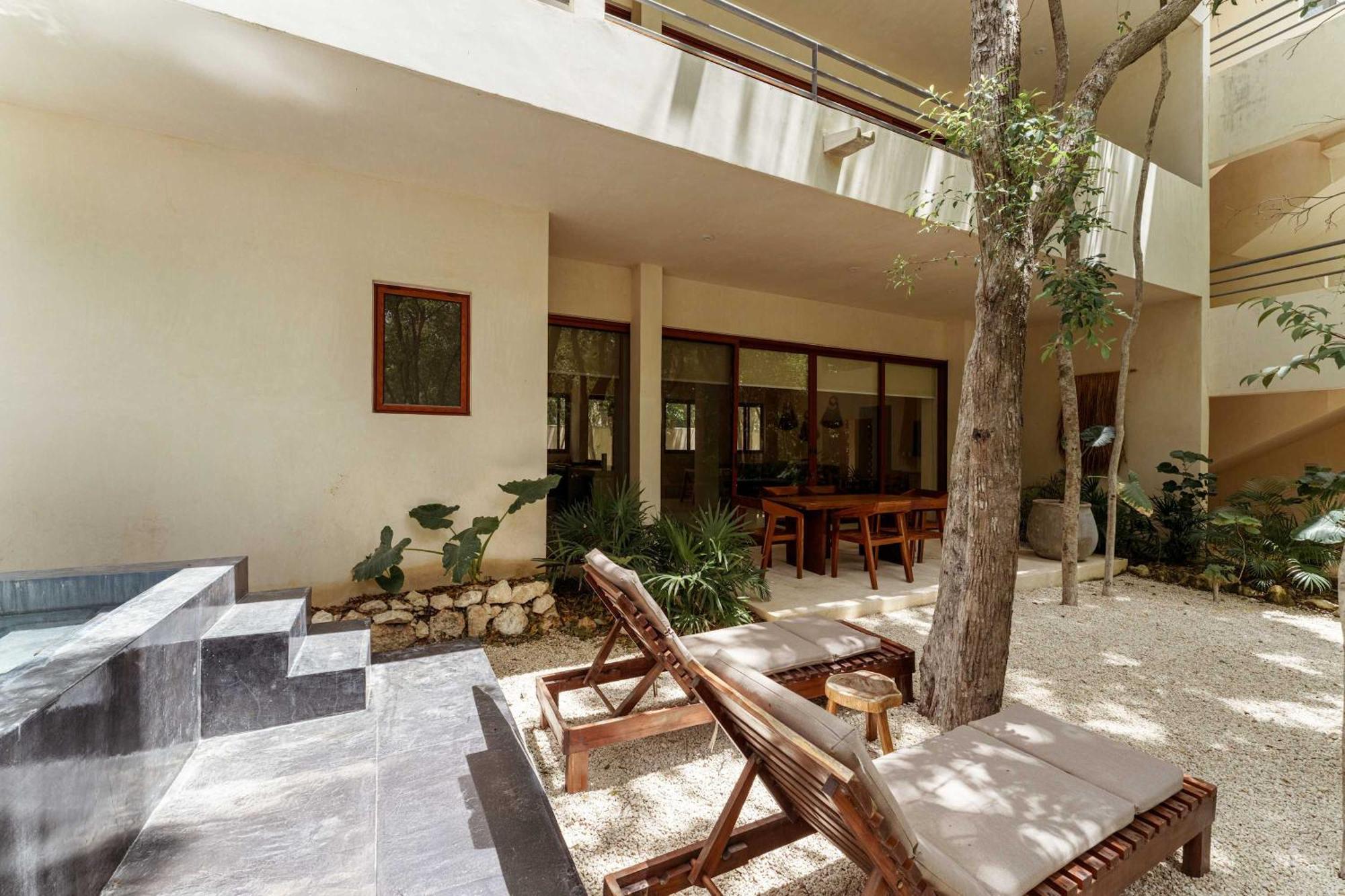 Stylish Ground-floor 3br Haven With Luxe Plunge Pool