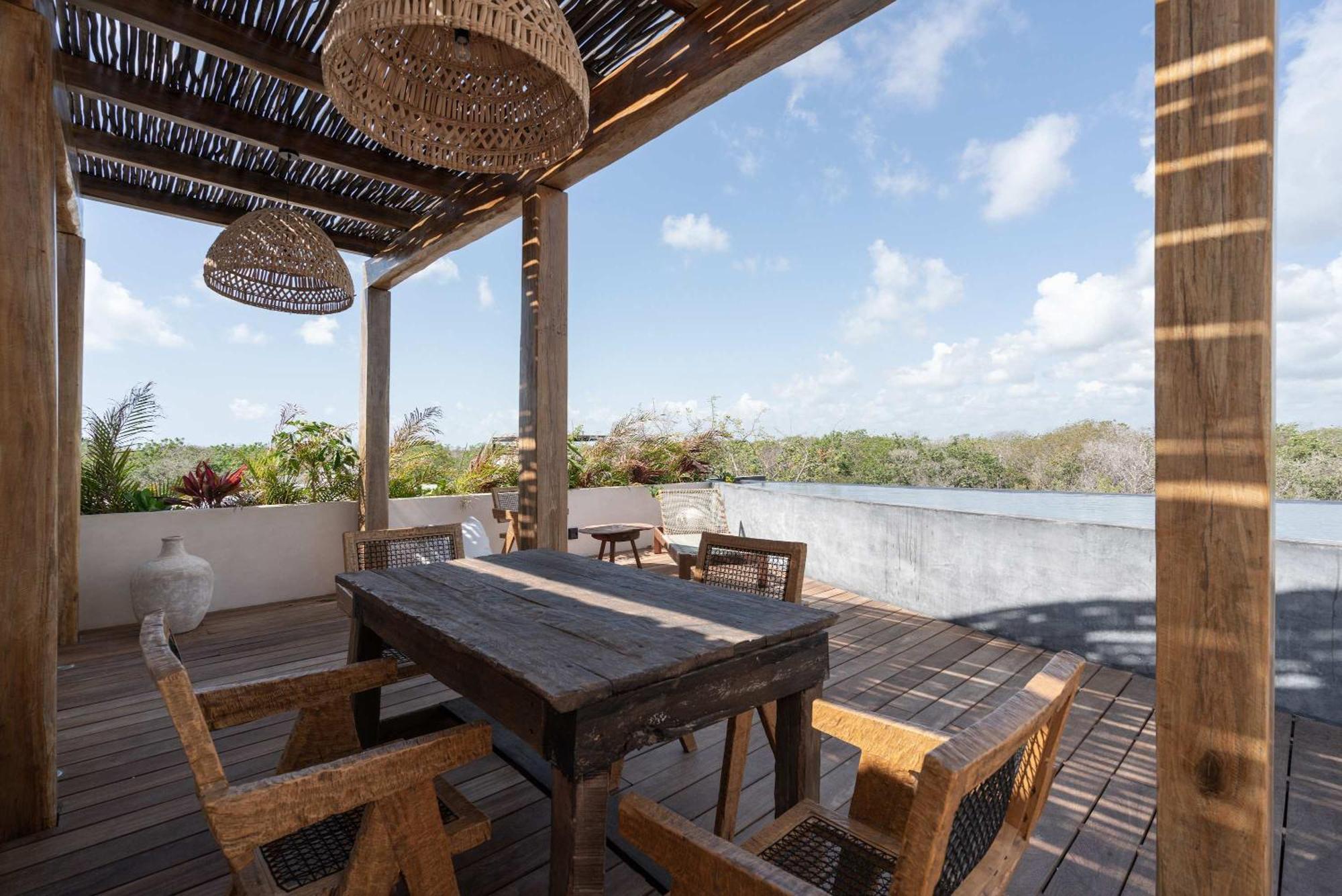 Chic 3br - 2 Pools With Rooftop Pool Modern Boho Design Villa