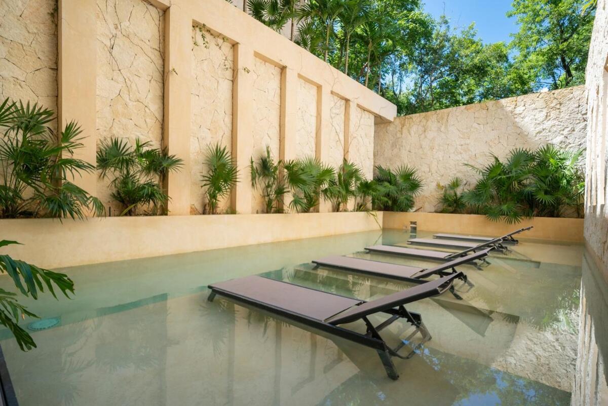 Modern In The Mayan Jungle In 1 Bedroom