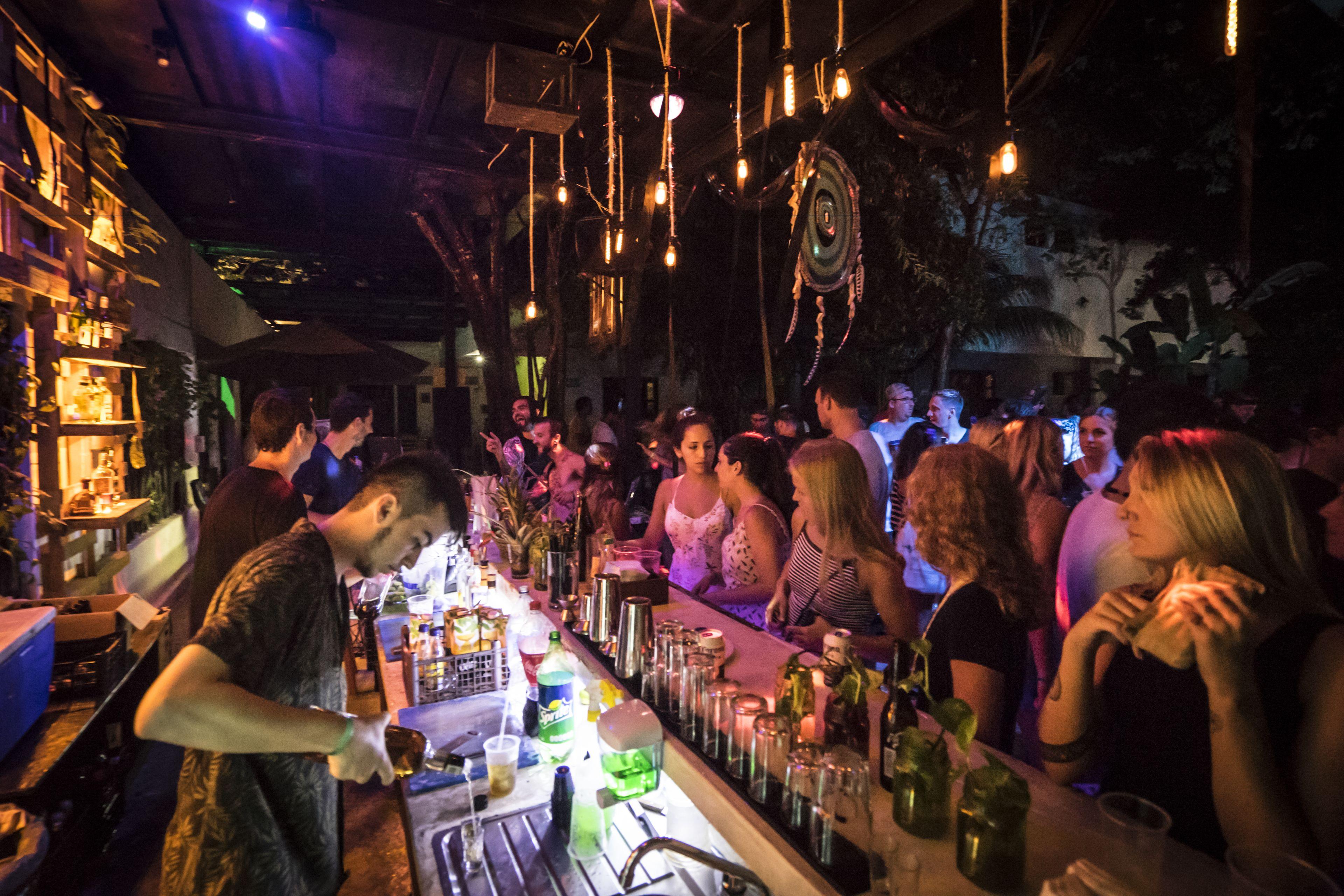 Che & Bar Adults Only Hostel