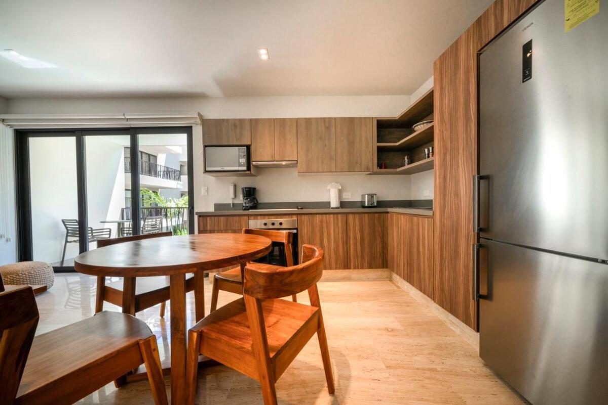 Modern In Pool And Gym Apartment Tulum