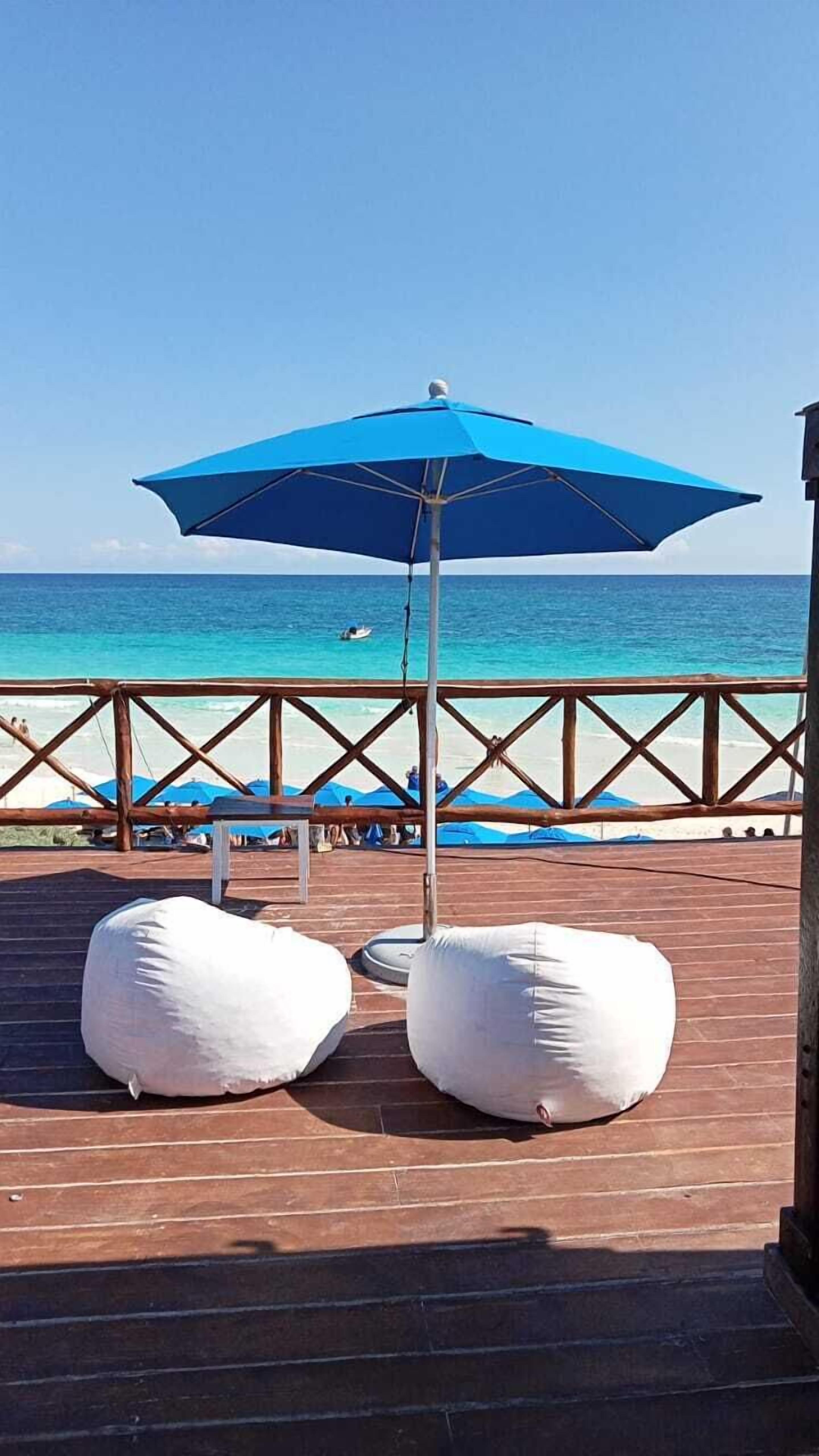 Playa Palmas Glamping 2*