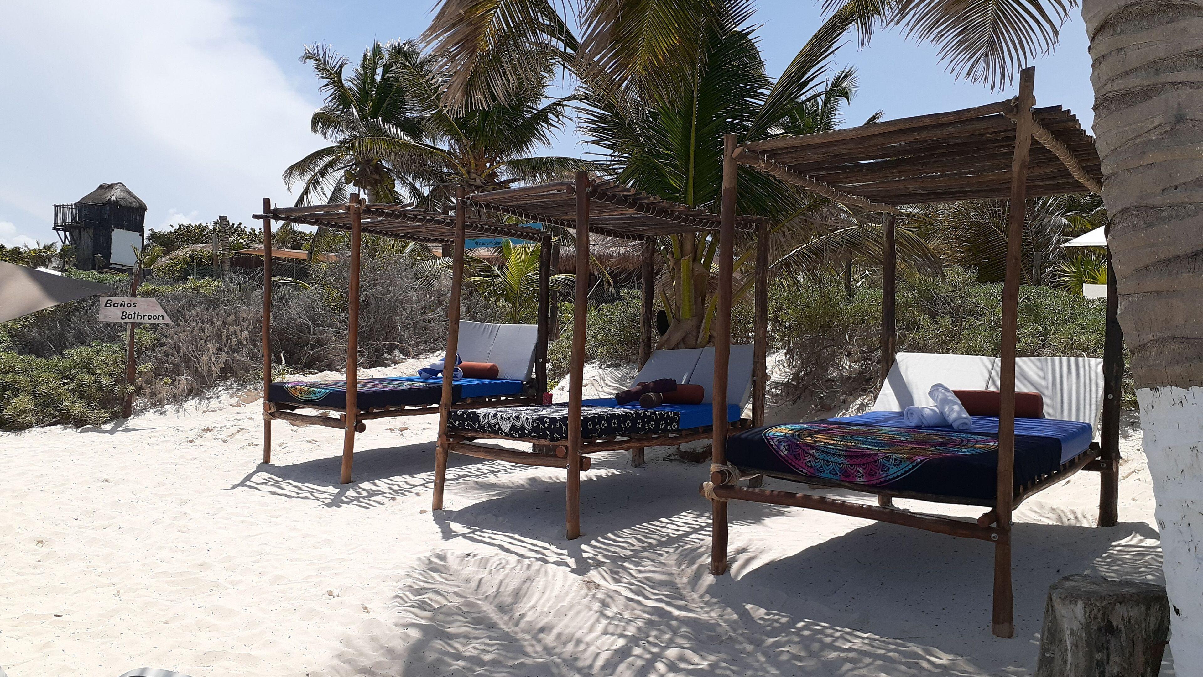 Playa Palmas Glamping