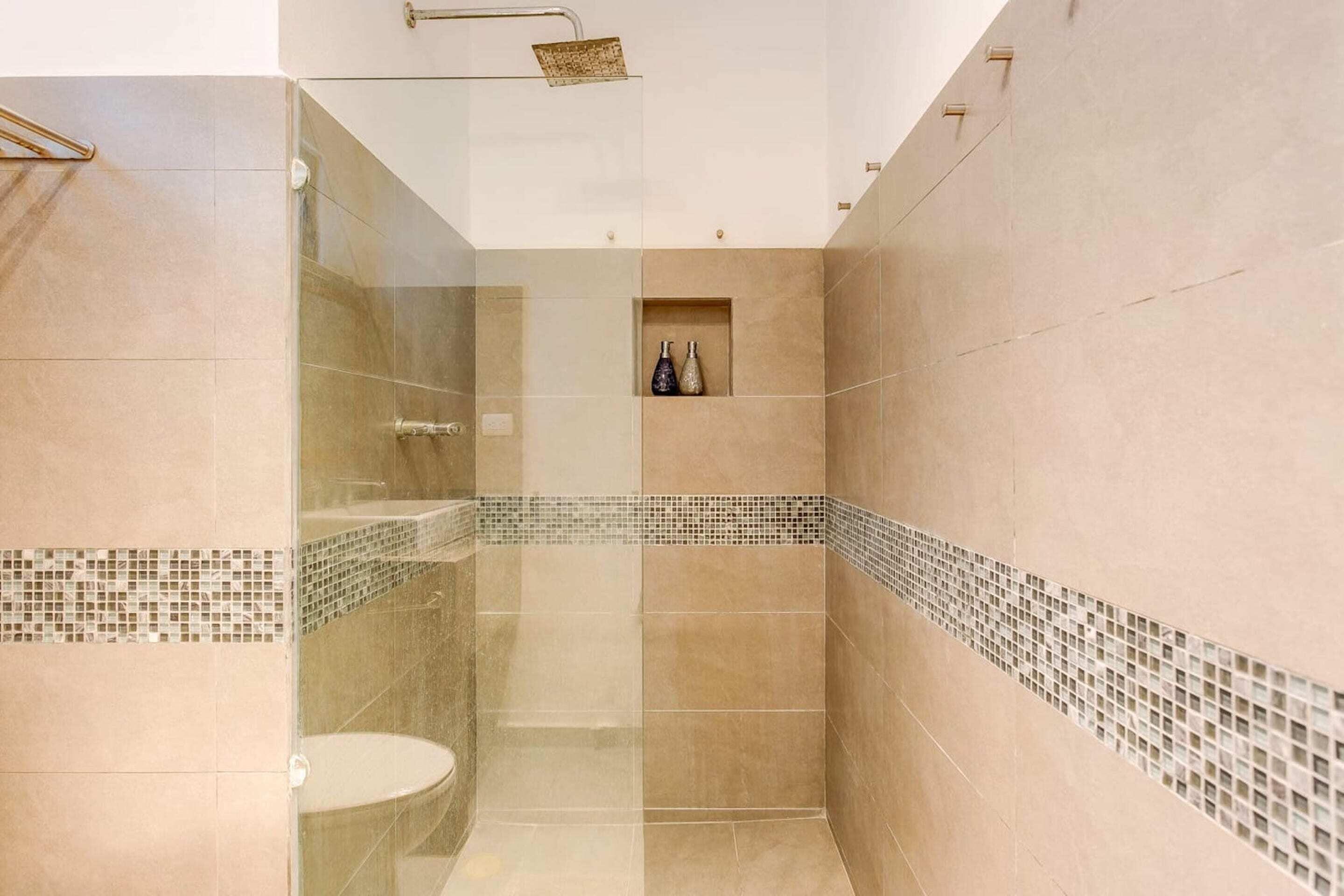 Apartment In The Heart Of - Location In Town