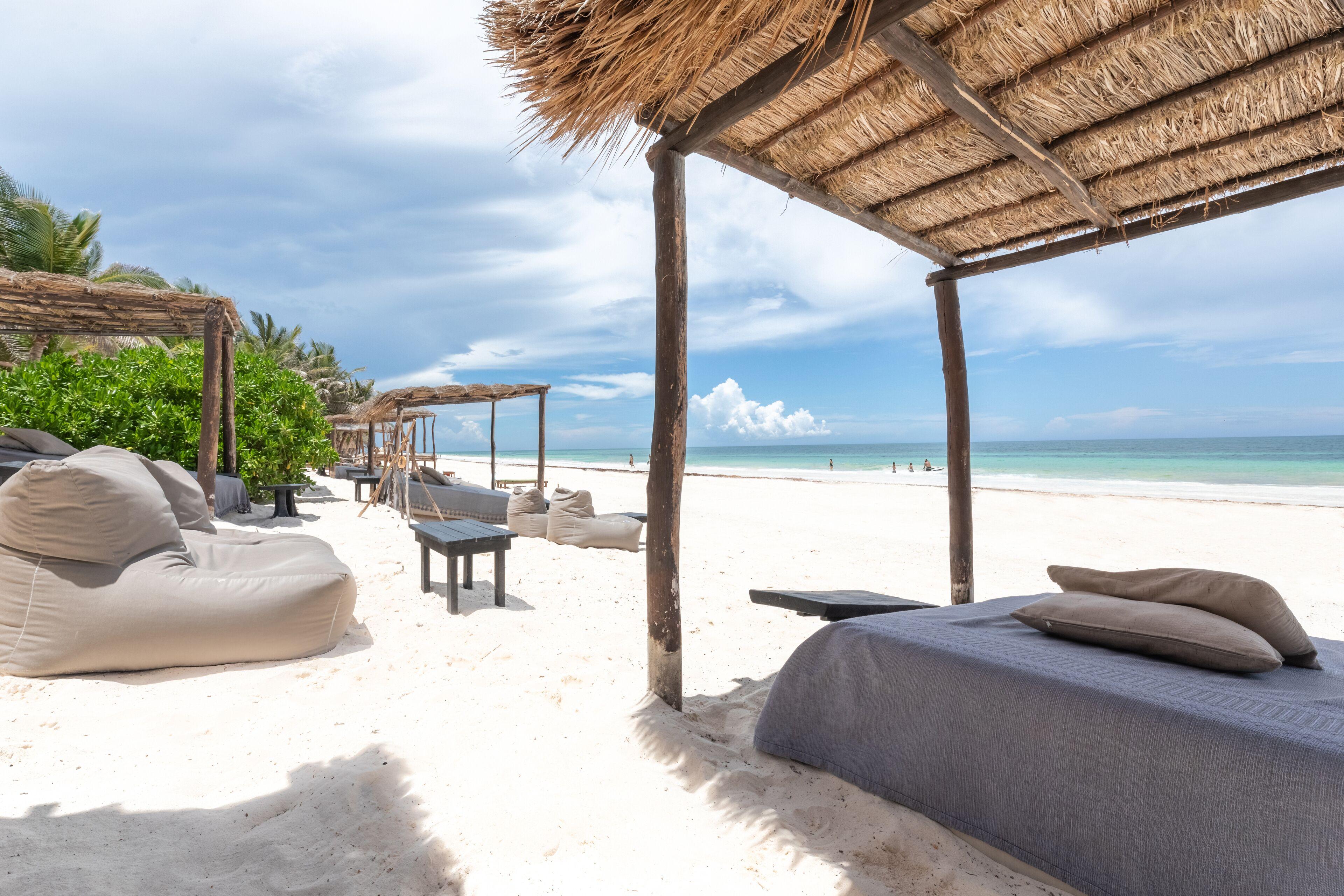Nest Hotel