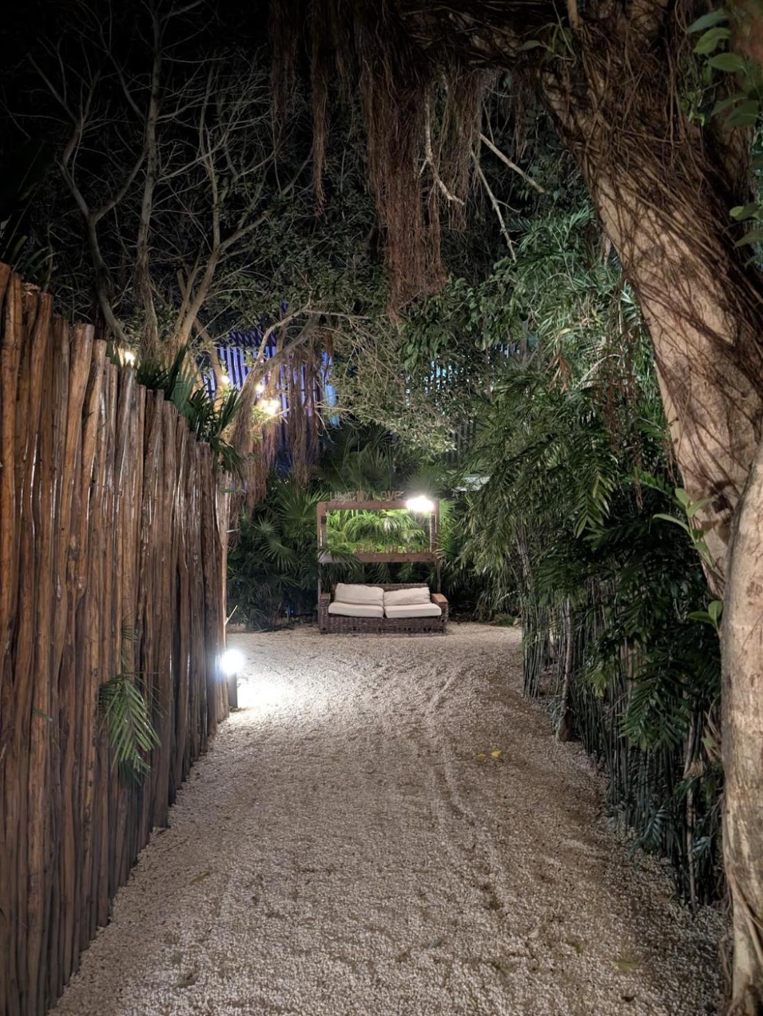 4bdr Luxury 2 Private Pools 10 Min & Zamna * Tulum