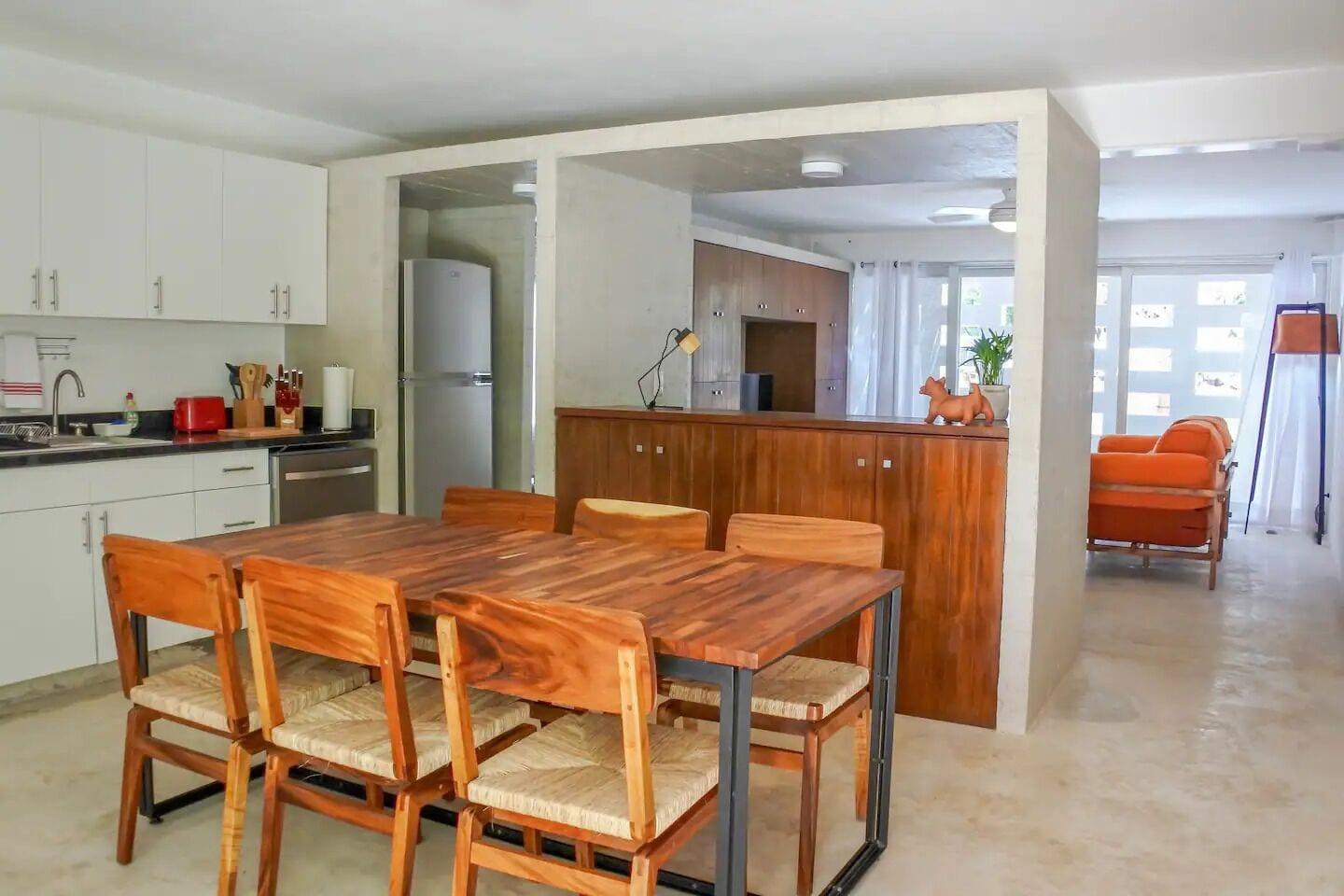 Casa De Piedra Aparthotel