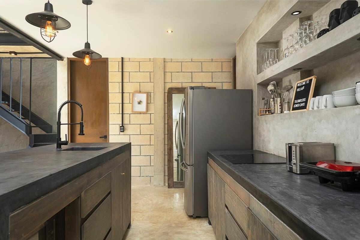 Villa Vibes A Private Pool & Outdoor Lounge