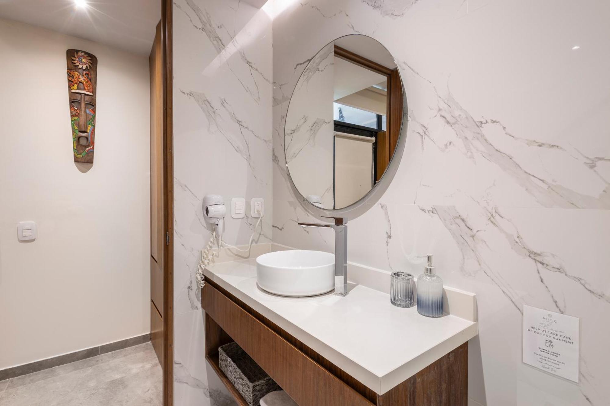 Mistiq Apartahotel Tulum