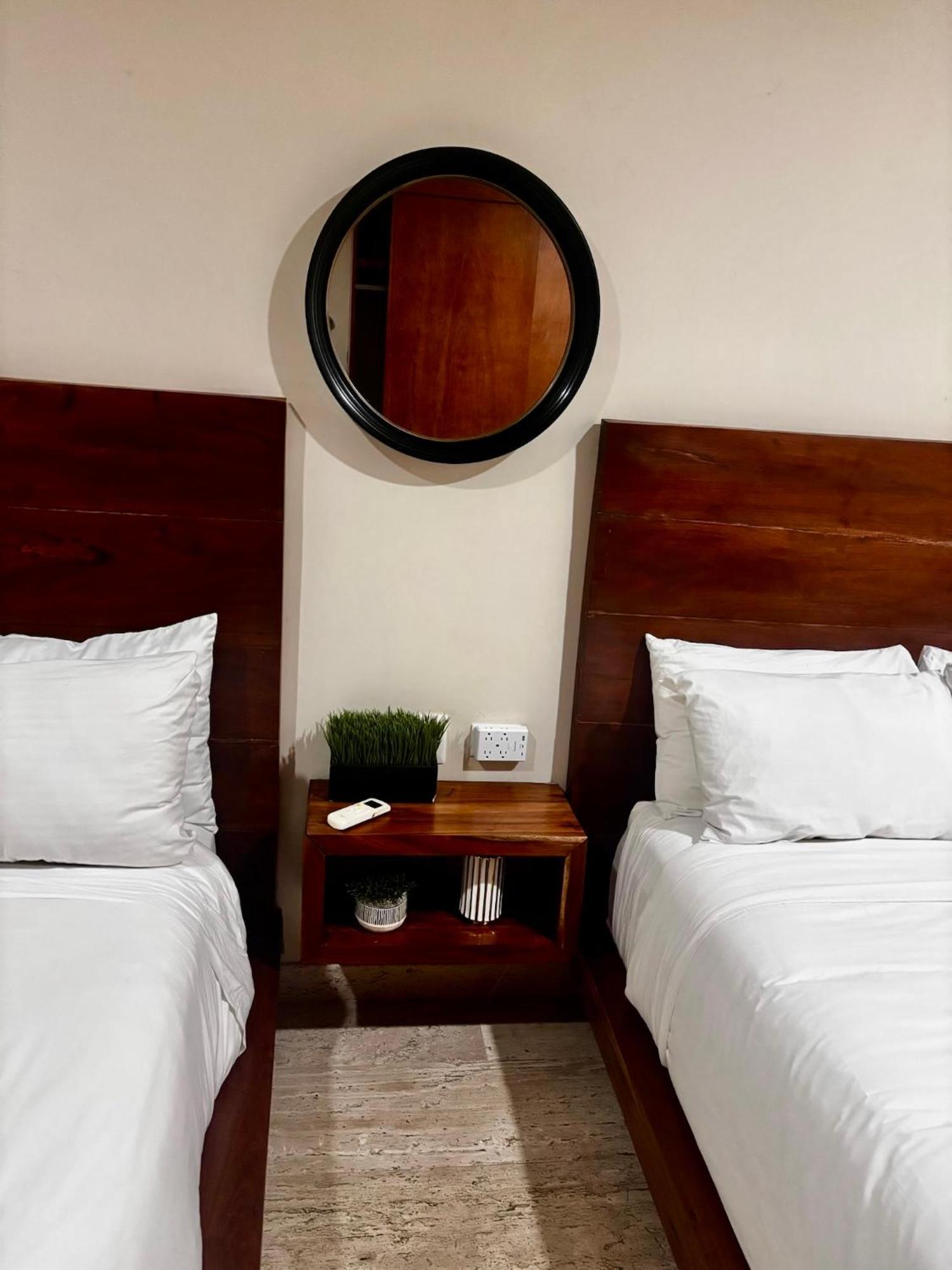 Casa Vibe Penthouse, Private Pool & 3 Balconys Hotel