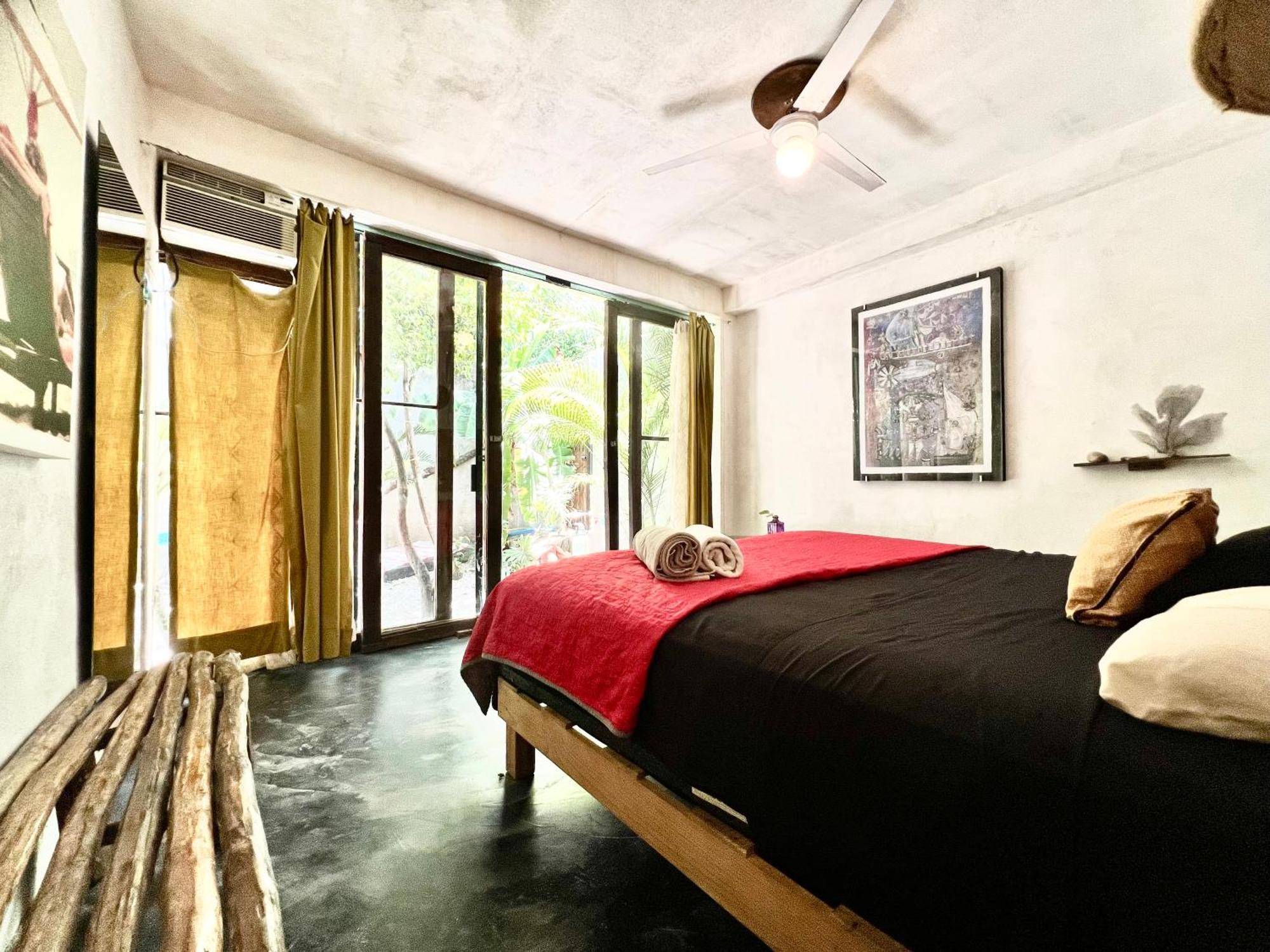 Awa Eco Retreat Hotel cápsula Tulum