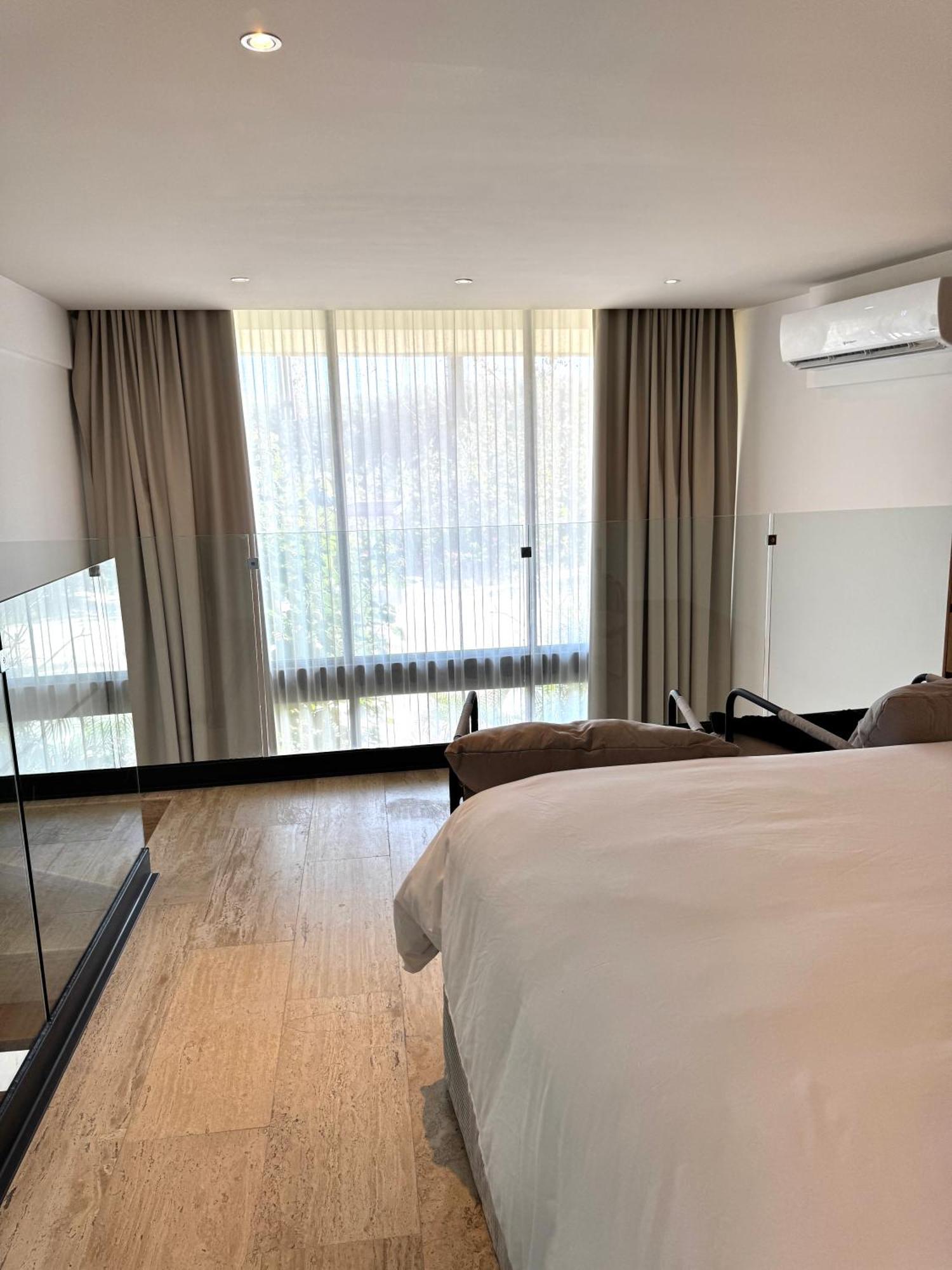 Apartment Luxury Loft In Mistiq Gardens Ii