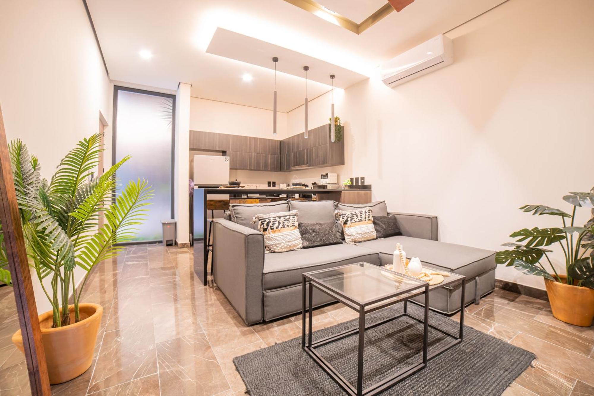 D017 Luxurious And Exclusive In Amira Distric *