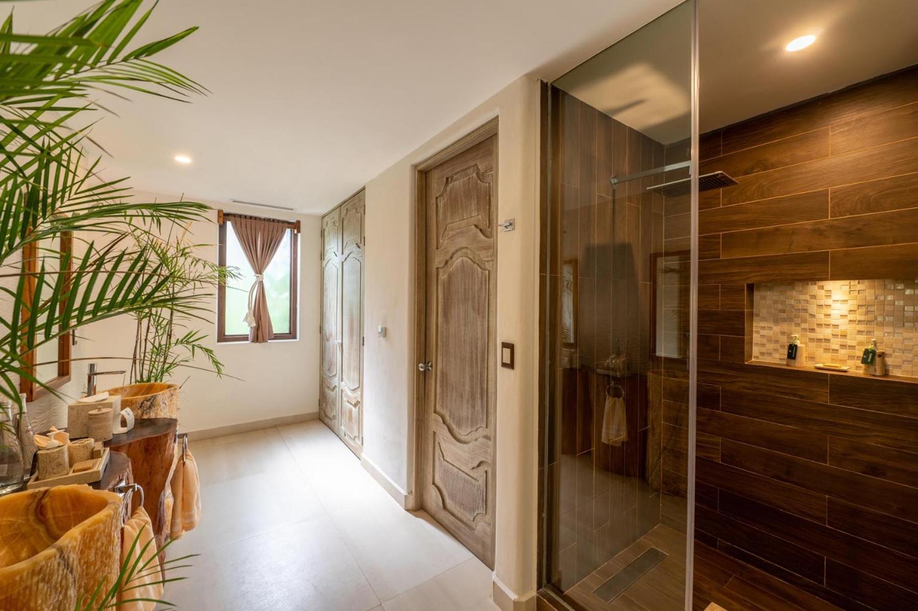 Ana Y Jose & Club 5*