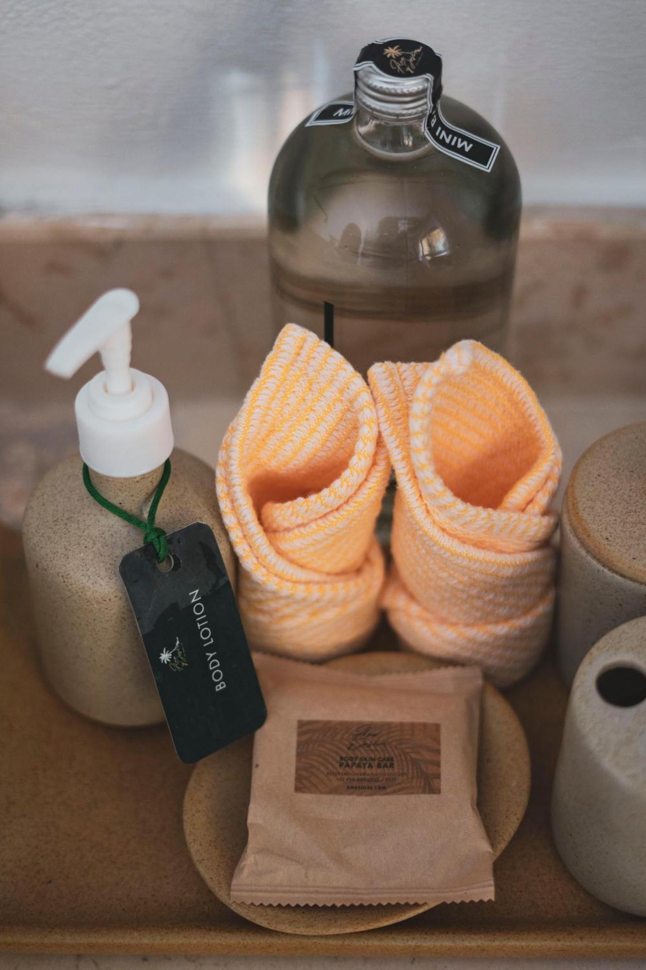 Ana Y Jose & Club 5*