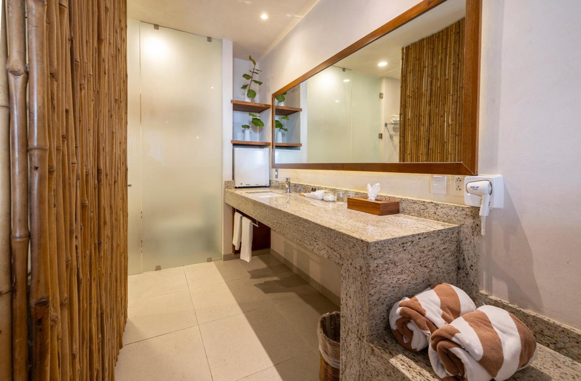 Hotel Arrecifes 4*