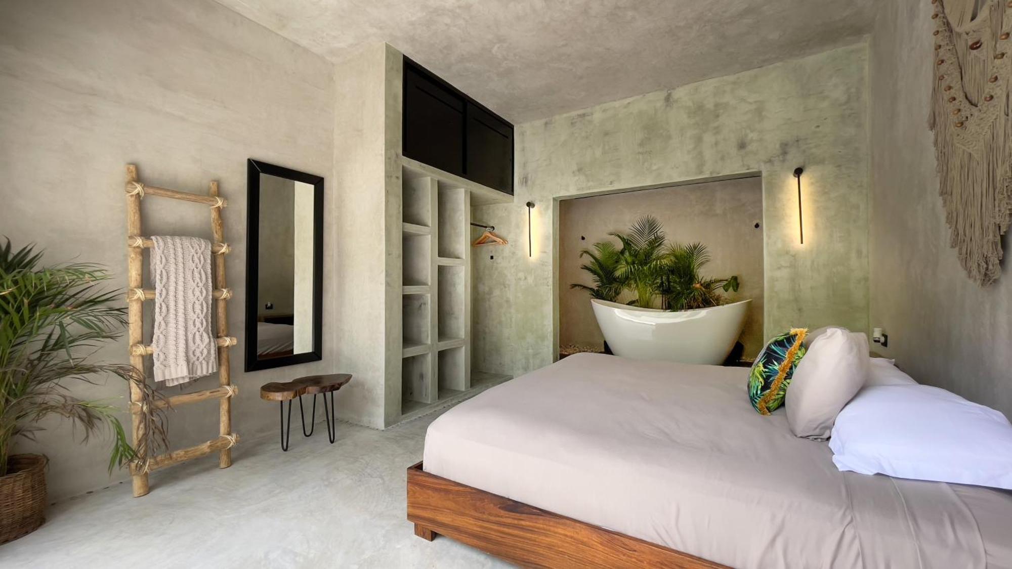 Villa Casa Tira - Your Luxury Jungle Mansion In *