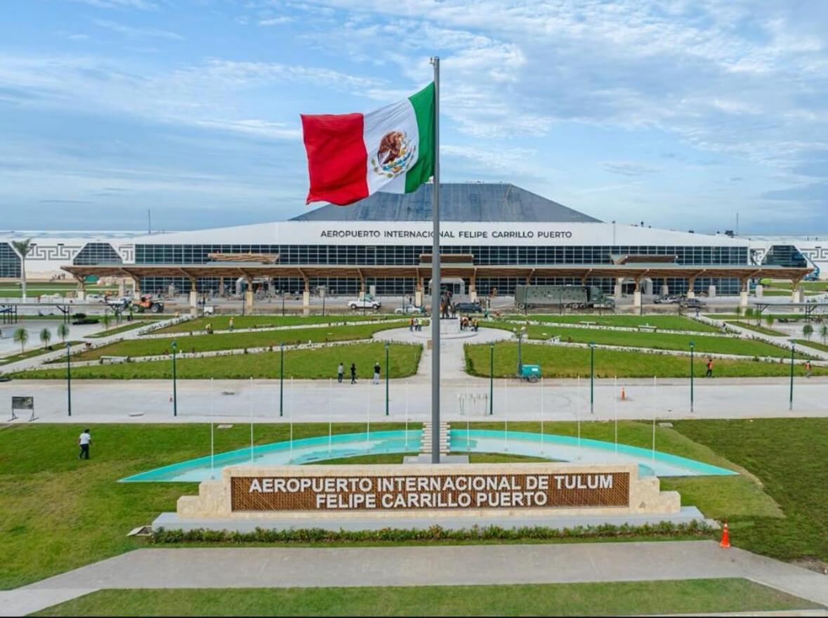 Casa Tira - Your Luxury Jungle Mansion In