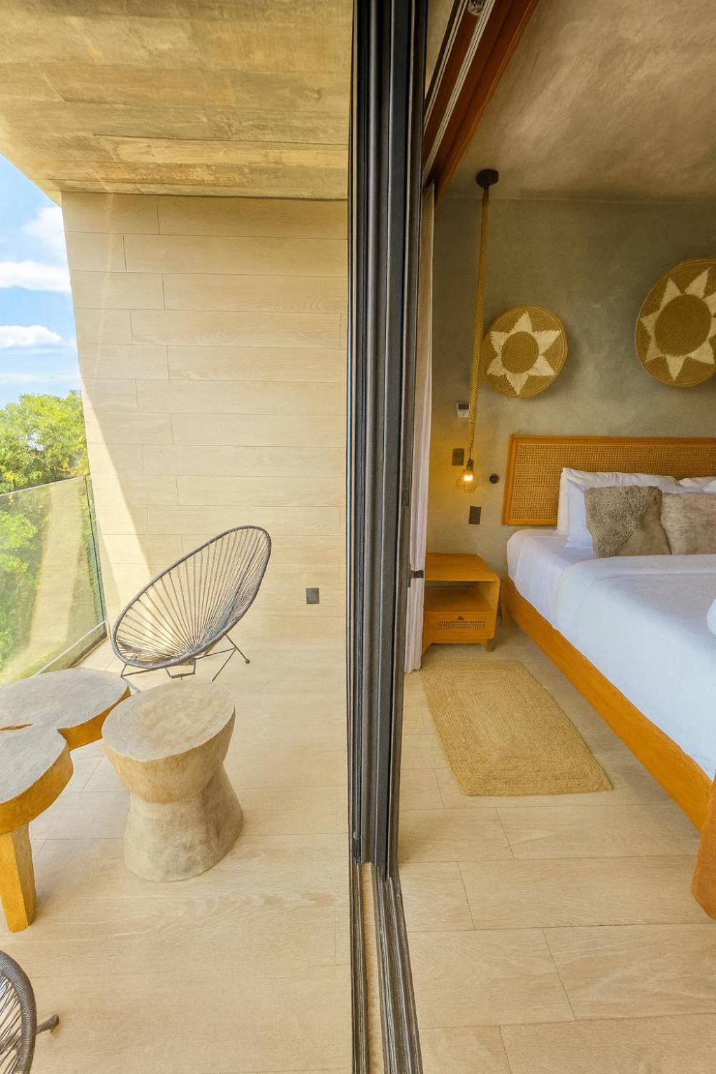 New! Lovers Nest With Private Pool And Balcony *