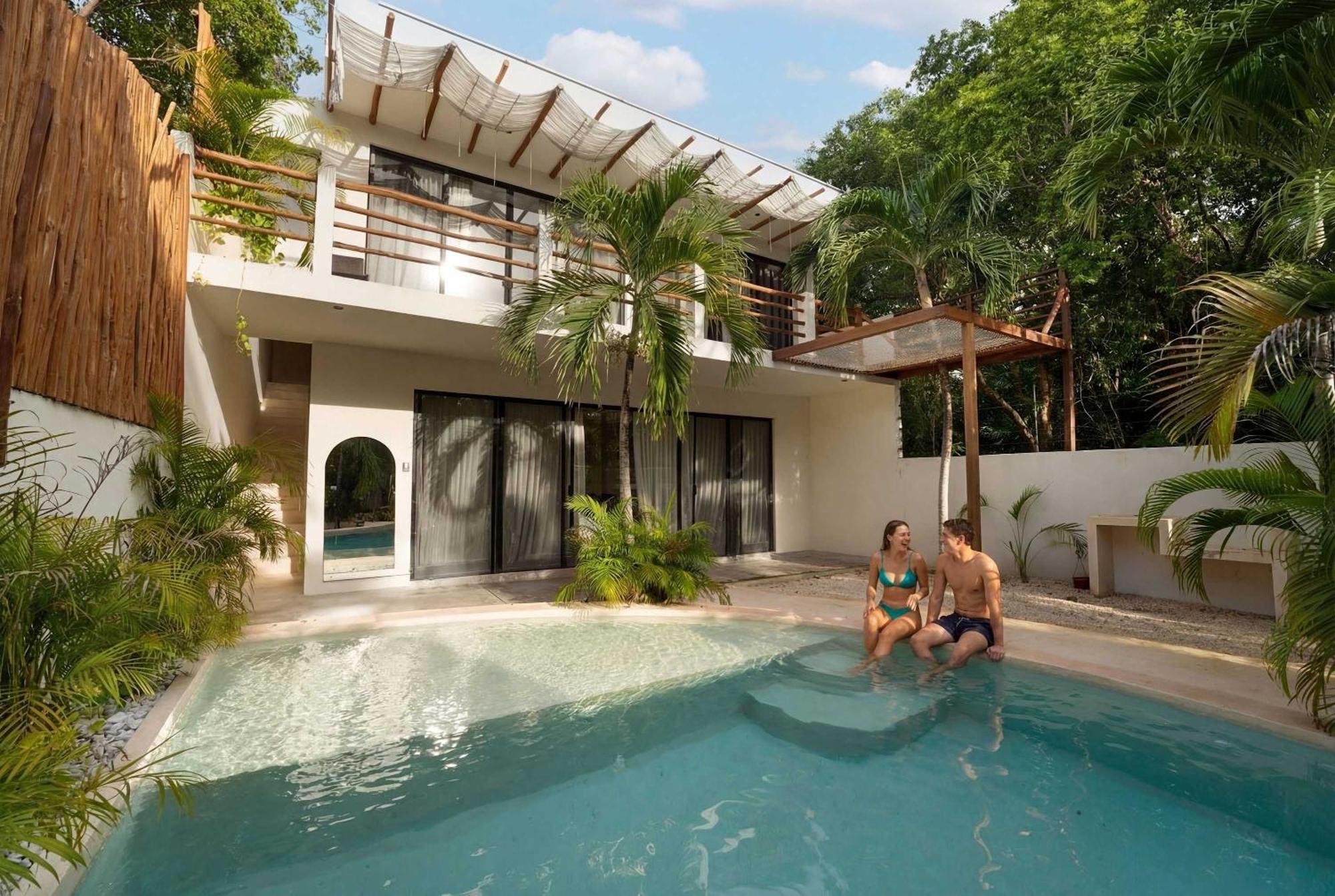 Modern Luxury With Large Pool - Bbq Grill Villa