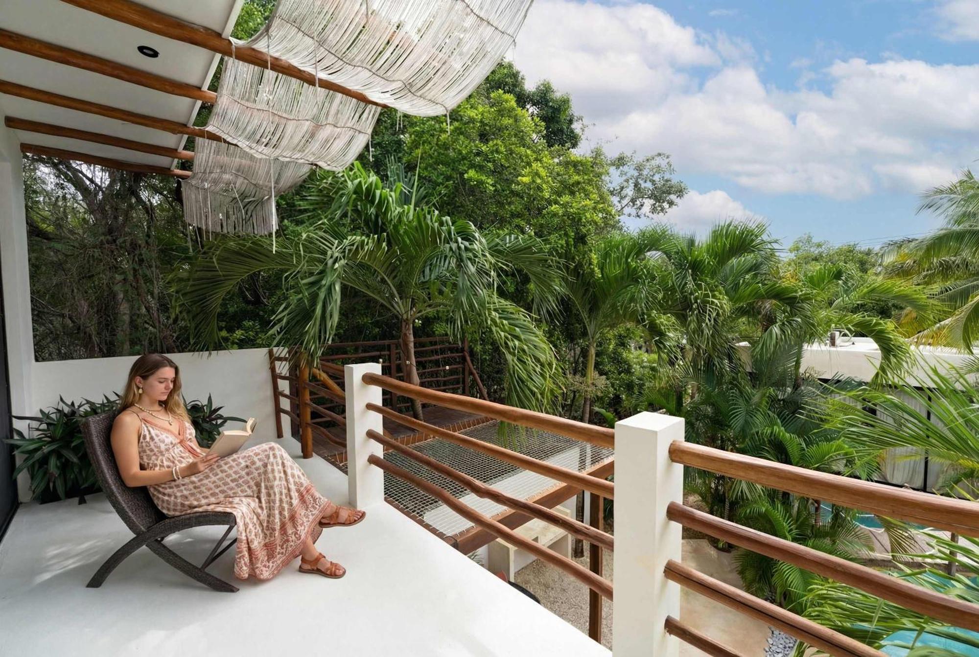 Modern Luxury With Large Pool - Bbq Grill Villa *