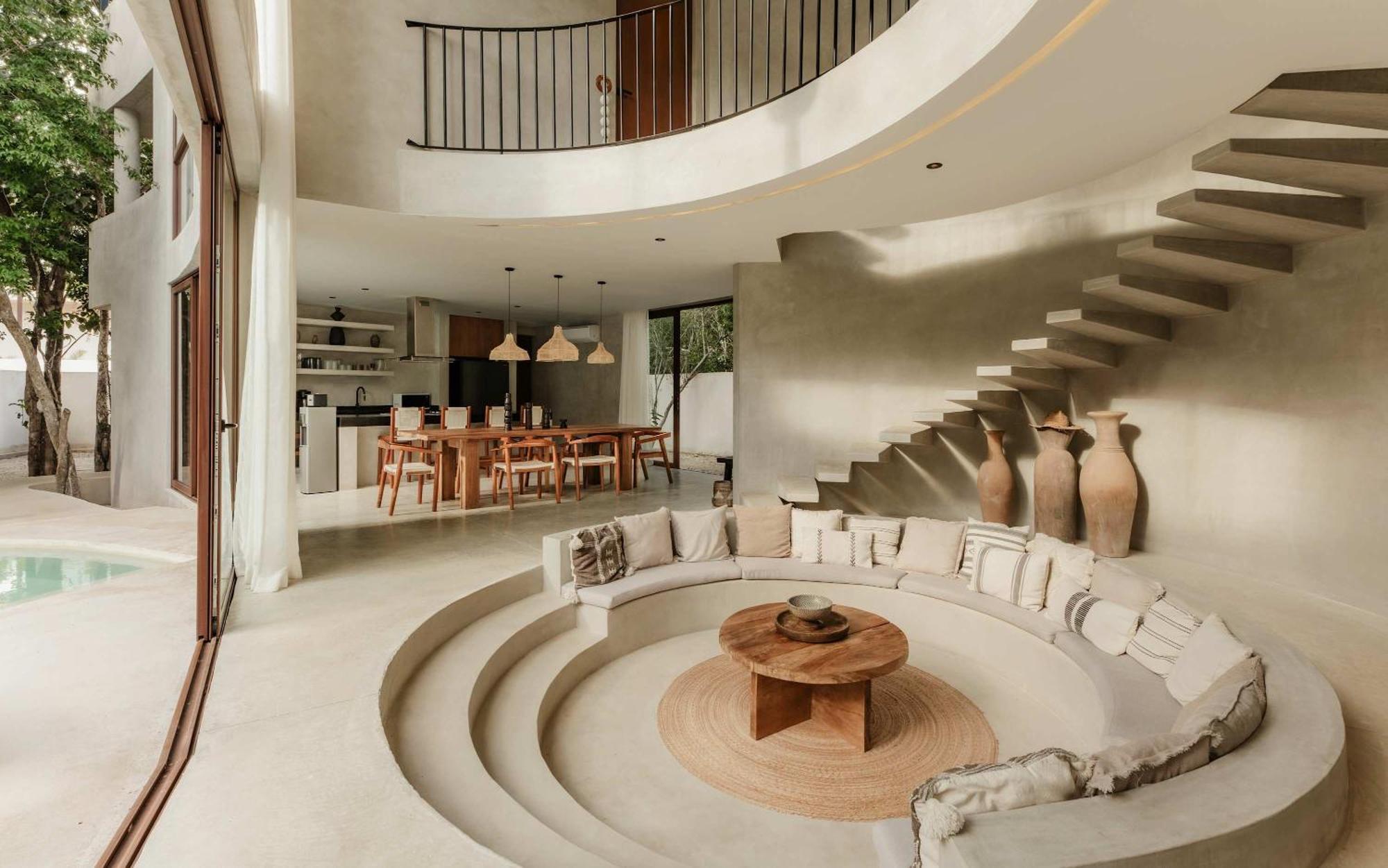 Private Jungle - Dual Pools - Sleeps 16 Holiday home