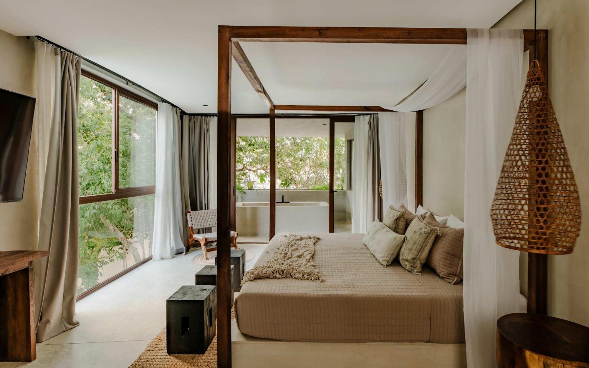 Private Jungle - Dual Pools - Sleeps 16 Tulum