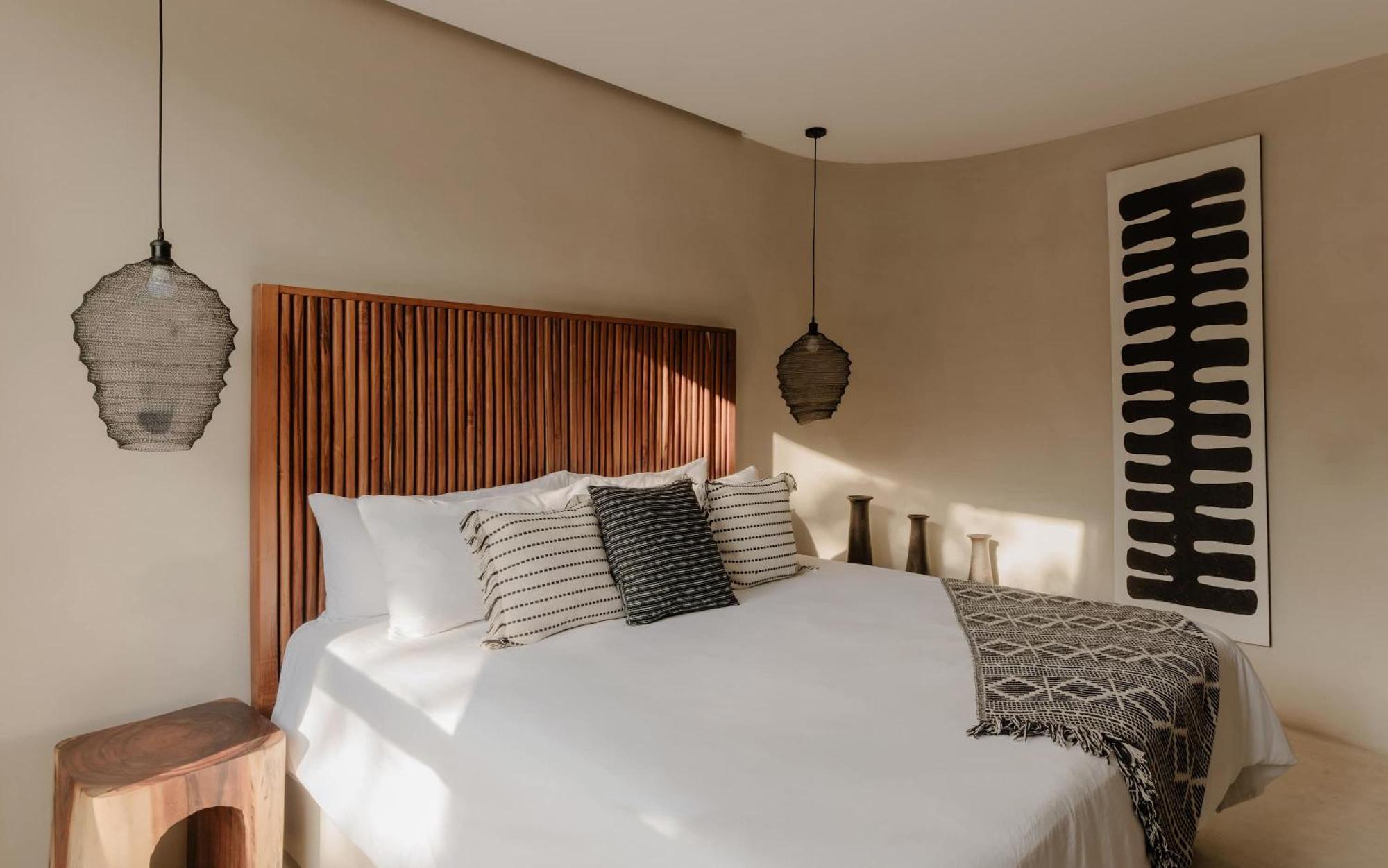 Private Jungle - Dual Pools - Sleeps 16 Tulum