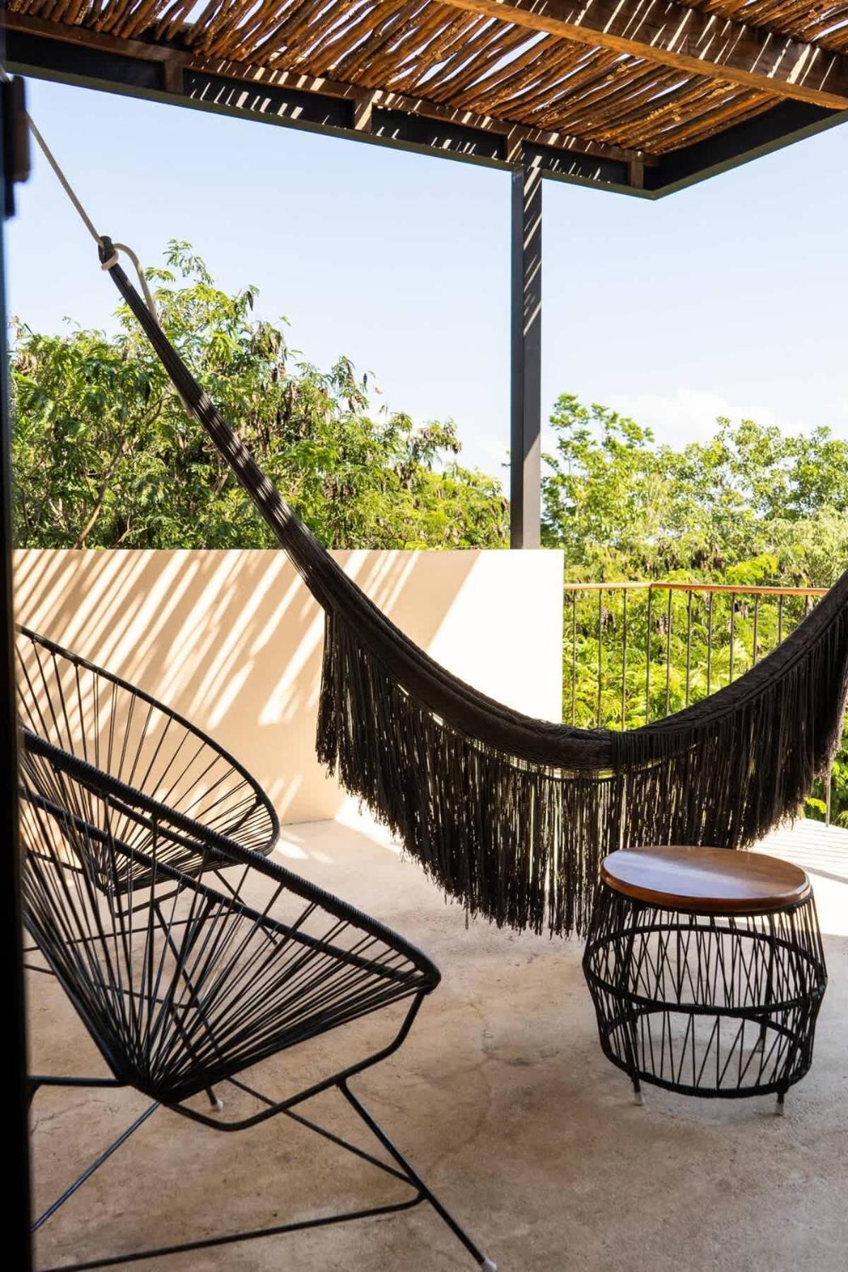 Villa Luxury 5 Bedroom Pool Tiki Bar & Outdoor Gym