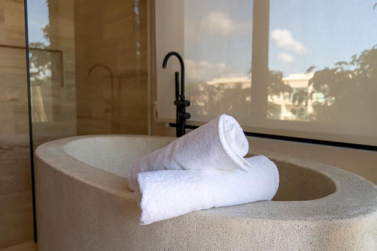 Luxury 5 Bedroom Pool Tiki Bar & Outdoor Gym * Tulum