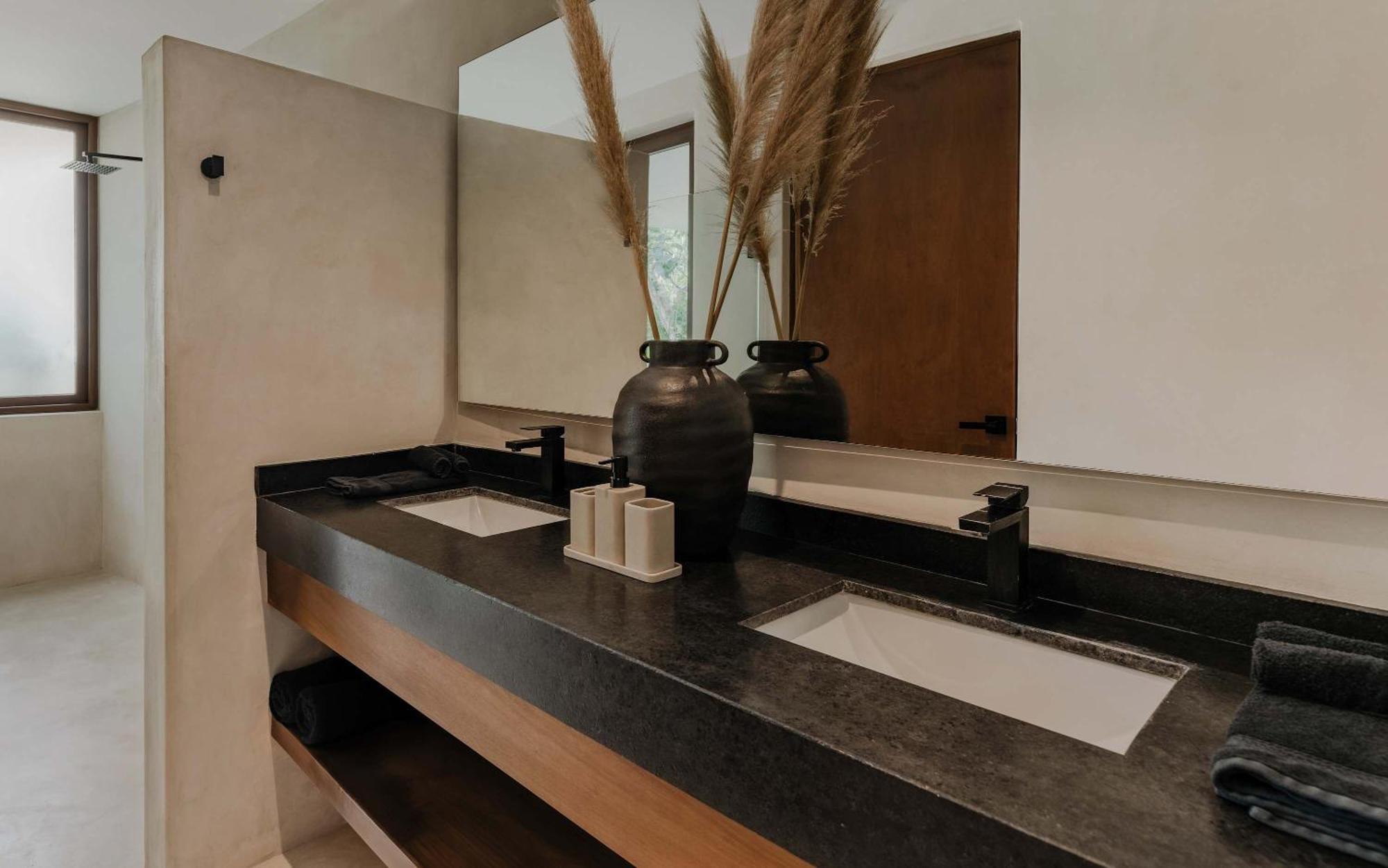 Private Jungle - Dual Pools - Sleeps 16 Holiday home Tulum