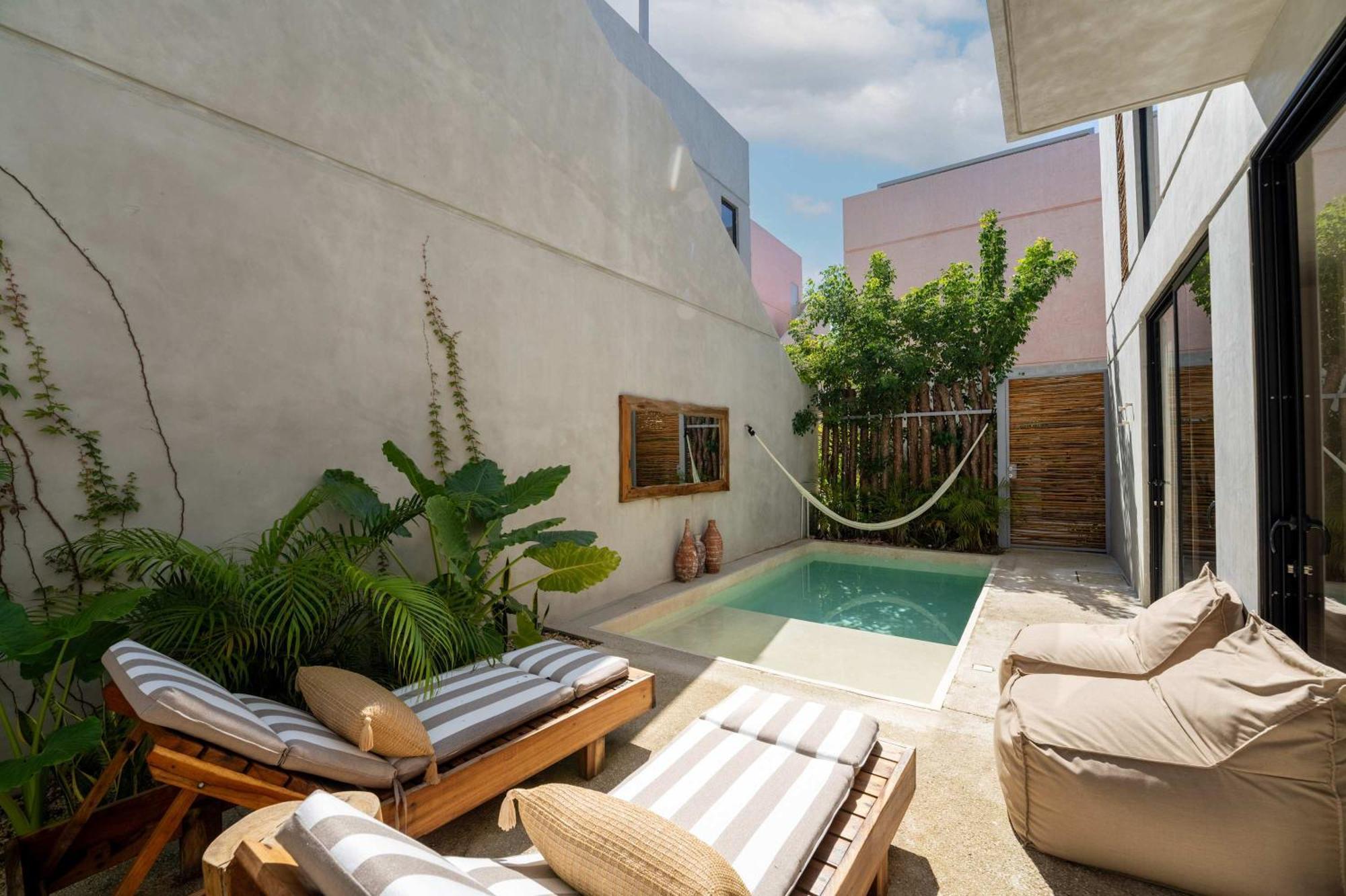 Seremonia 6br Multi-villa Combo With Pool & Jacuzzi *