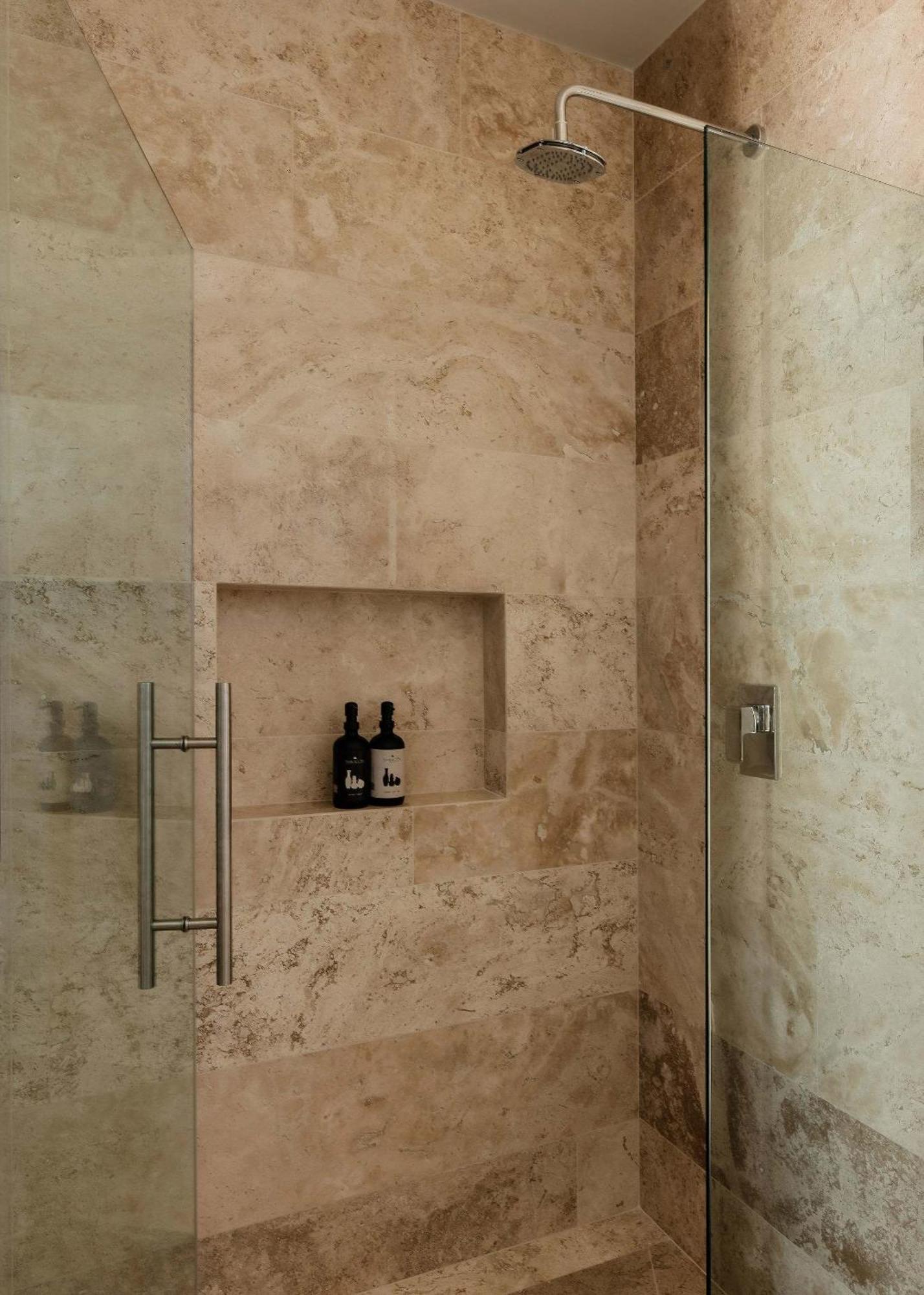 Designer Wabi-sabi Jungle With Private Pool *