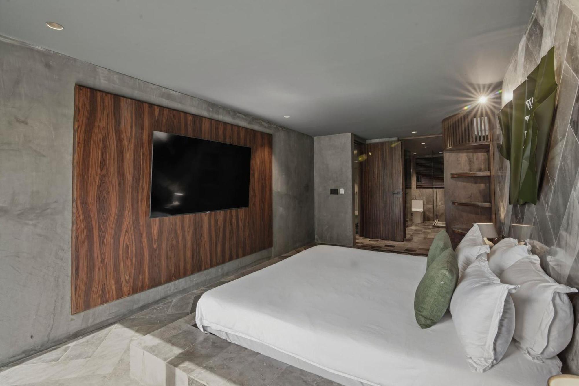 Villa New Luxury 4-bedroom With Private Pool & Access - Barney's Ny Tulum