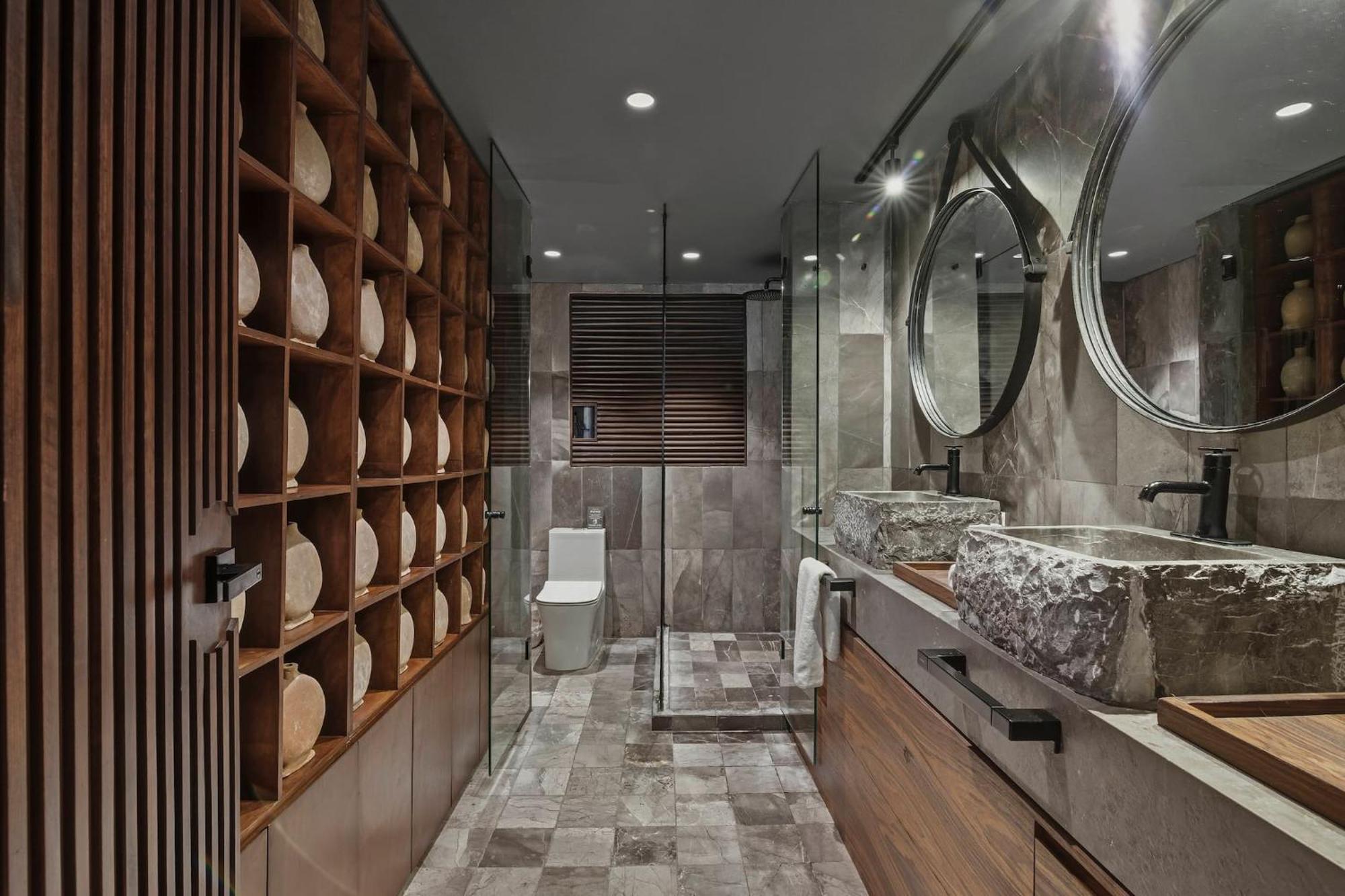 Villa New Luxury 4-bedroom With Private Pool & Access - Barney's Ny