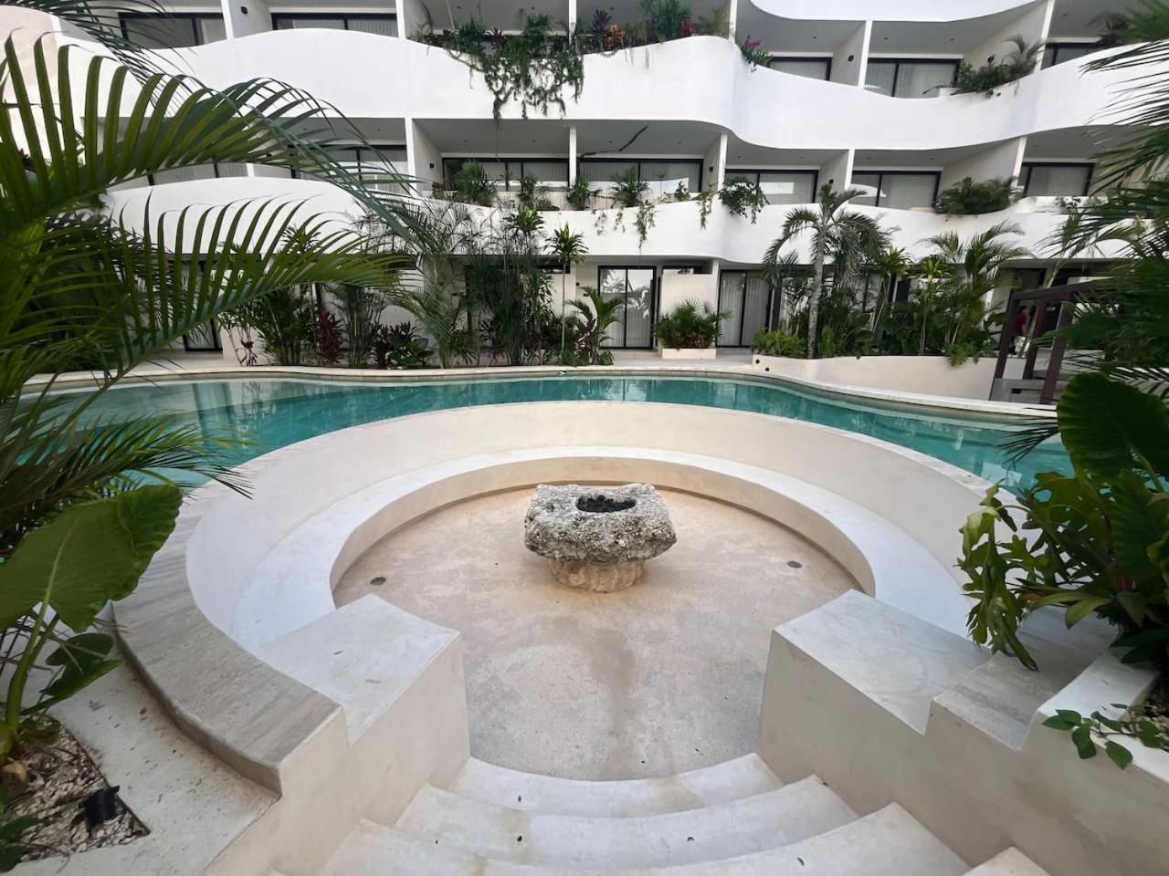 Ph De 2 Rec, Gim, Cine Y Jacuzzi Privado En *