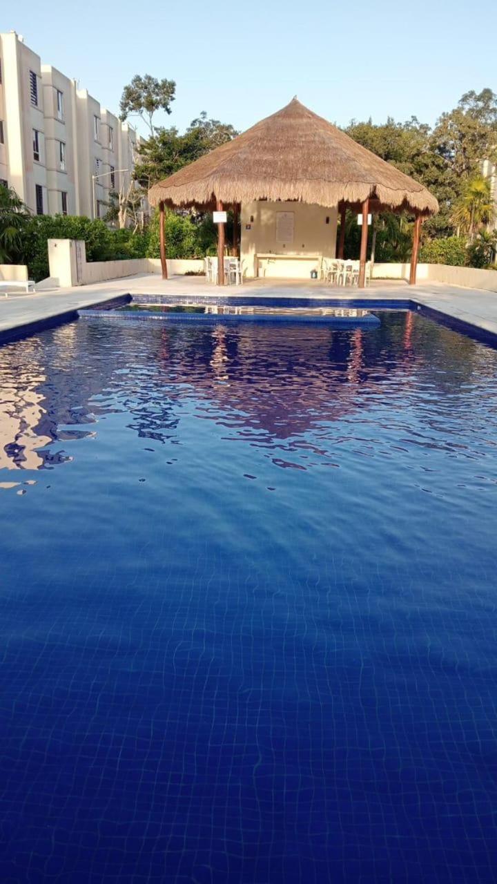 Mariposa M Apartment