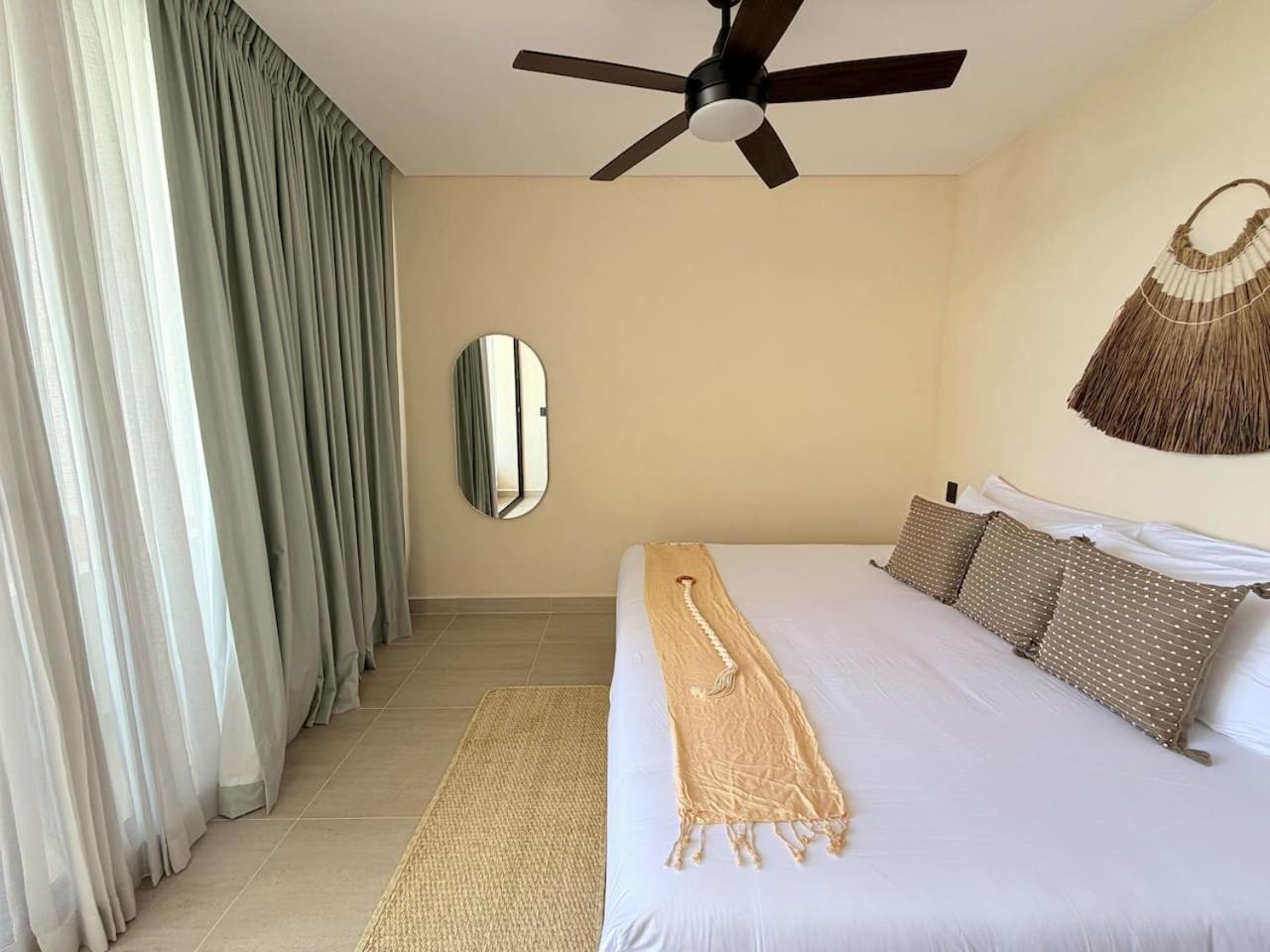 Ph De 2 Rec, Gim, Cine Y Jacuzzi Privado En