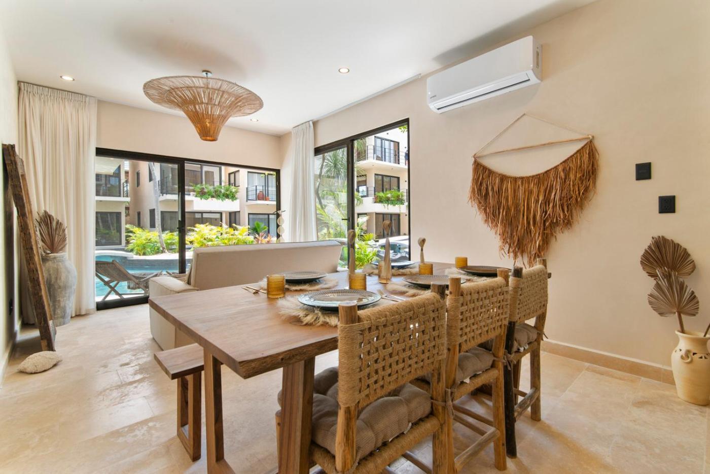 Boho Chic 2br With Swim-up Pool Near The Apartment Tulum