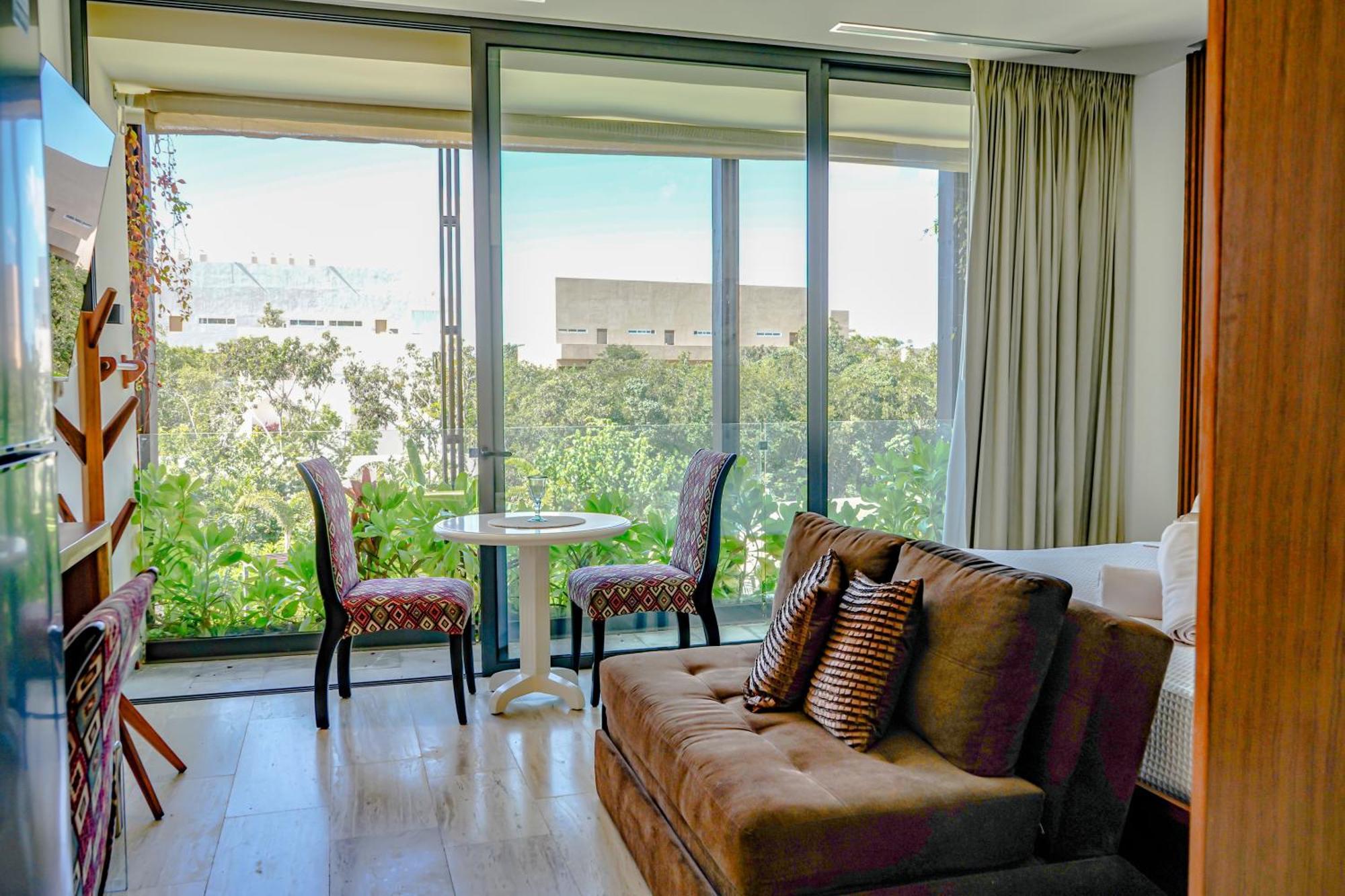 Oasis Jungle Views, 4 Pools & Near Apartment Tulum