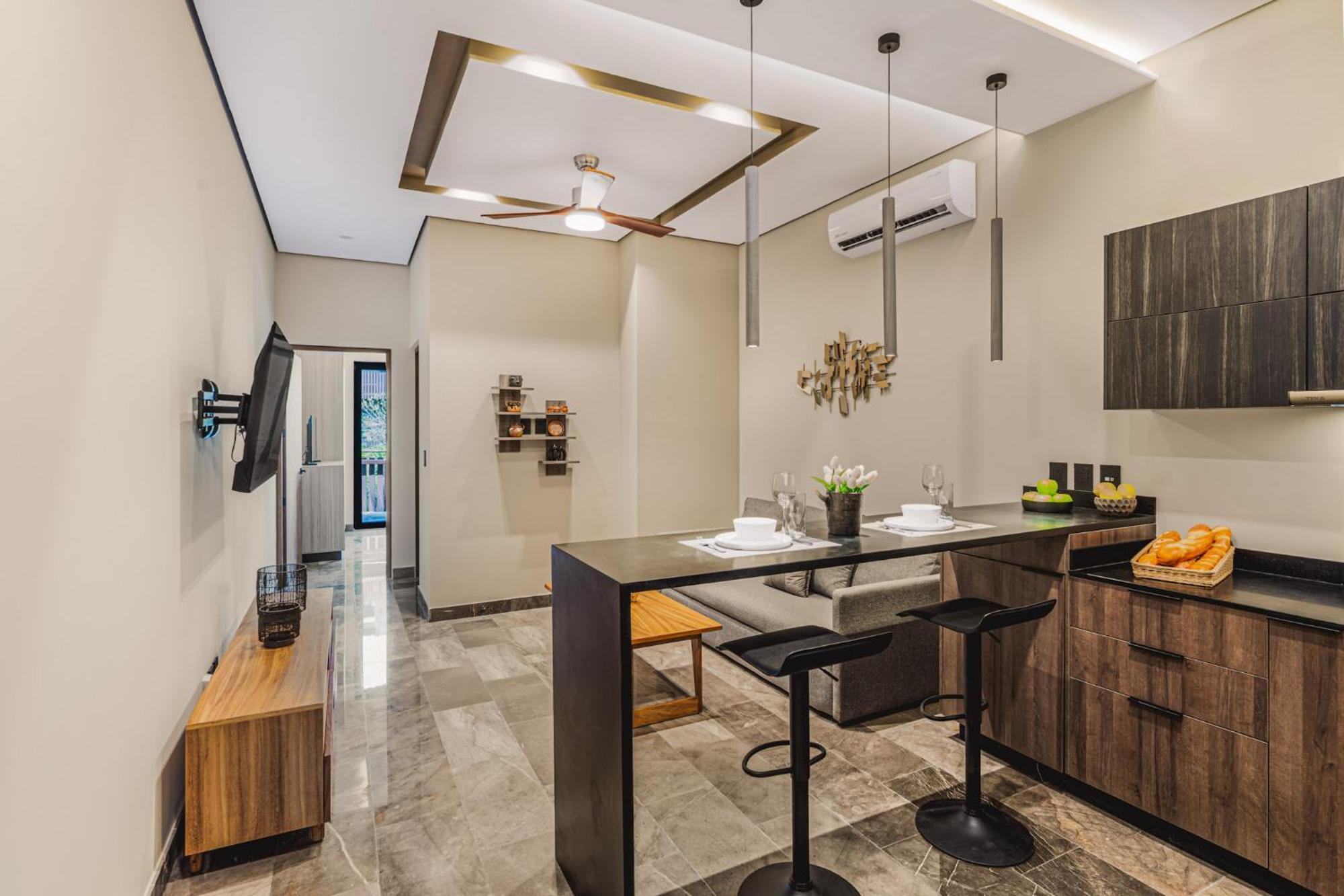 Apartment Walk To 1br 4 Guests Kids Area Office *