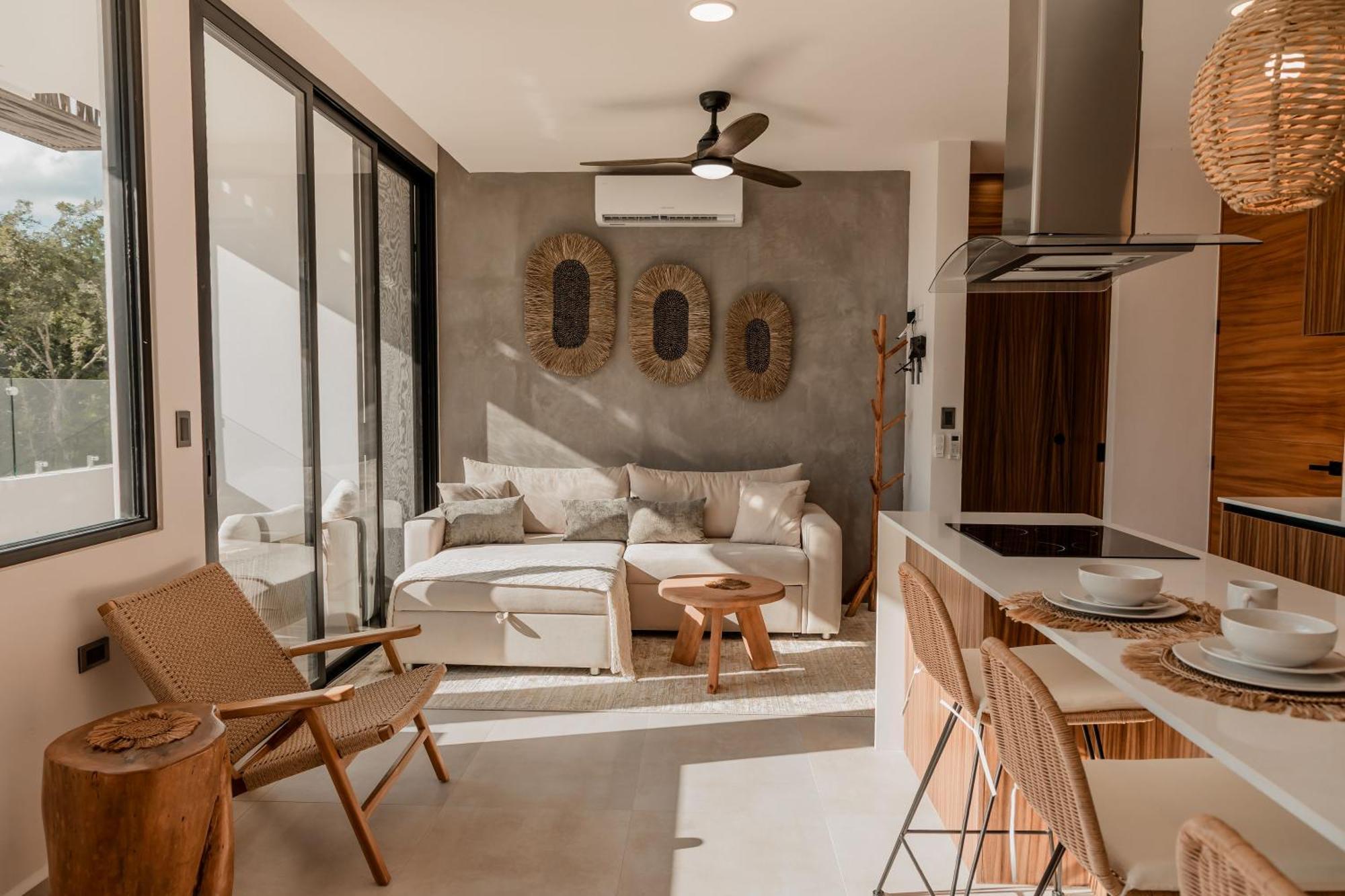 Hygge, 2br With Private Plunge Pool & Rooftop Apartment