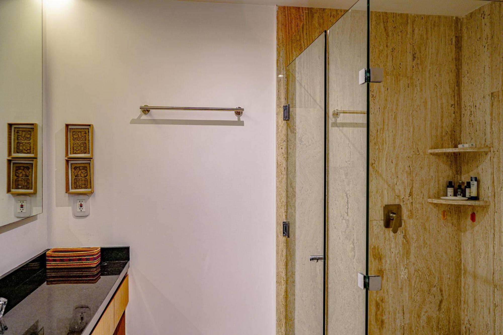 Apartment Oasis Jungle Views, 4 Pools & Near Tulum