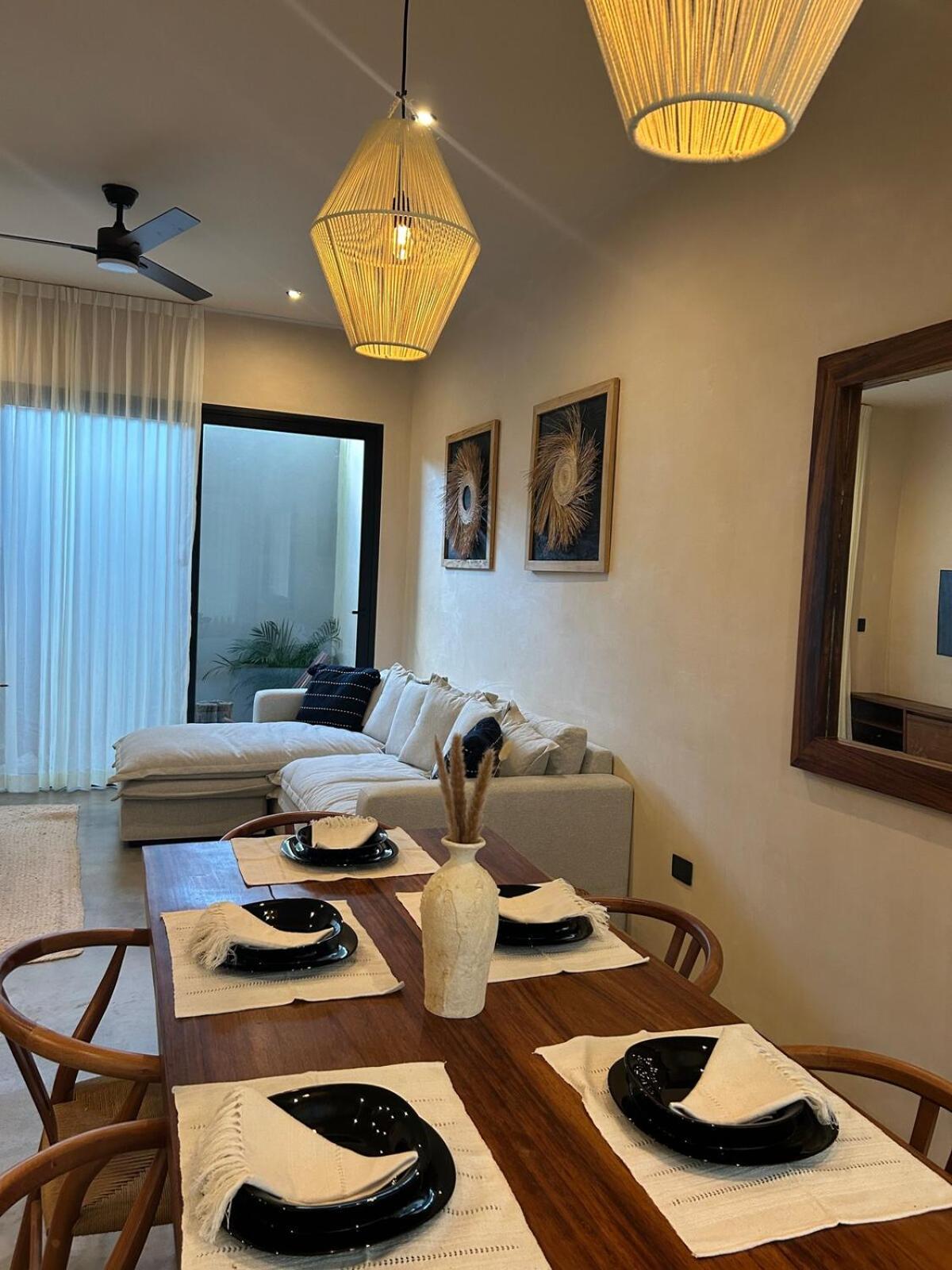 Exclusive Close To Apartment