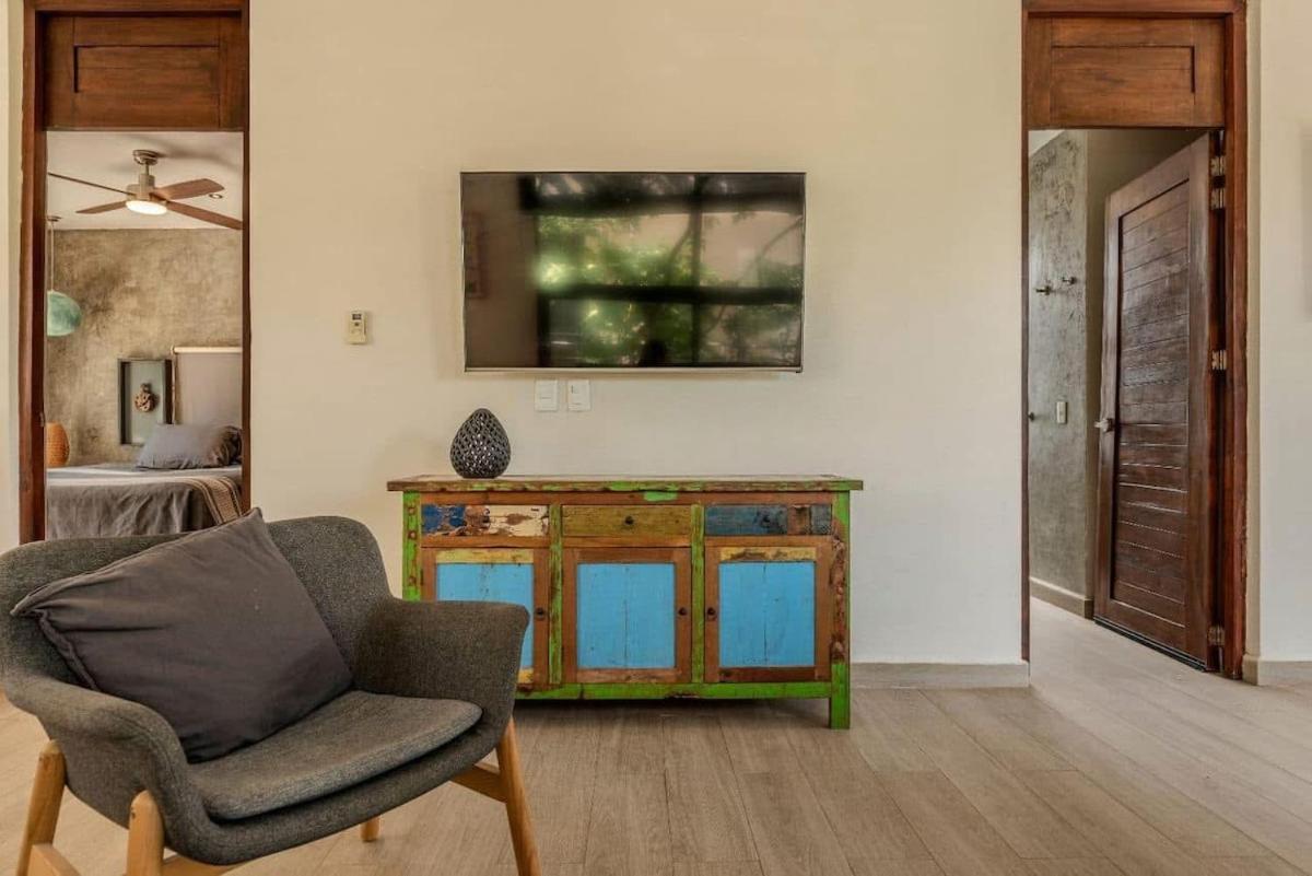 Apartment Nature-inspired 3br Penthouse With Private Pool