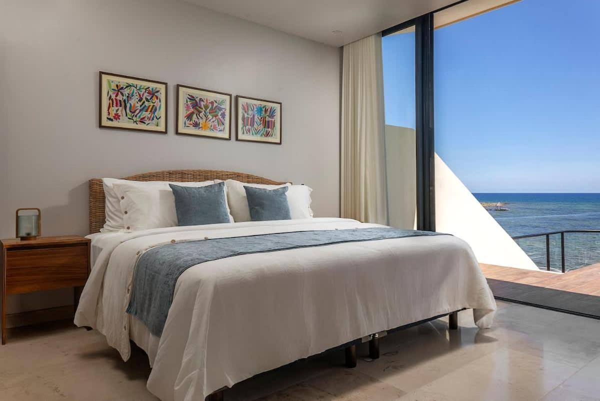 Beachfront 2br Condo, Private Pool & Tankah Bay Apartment *