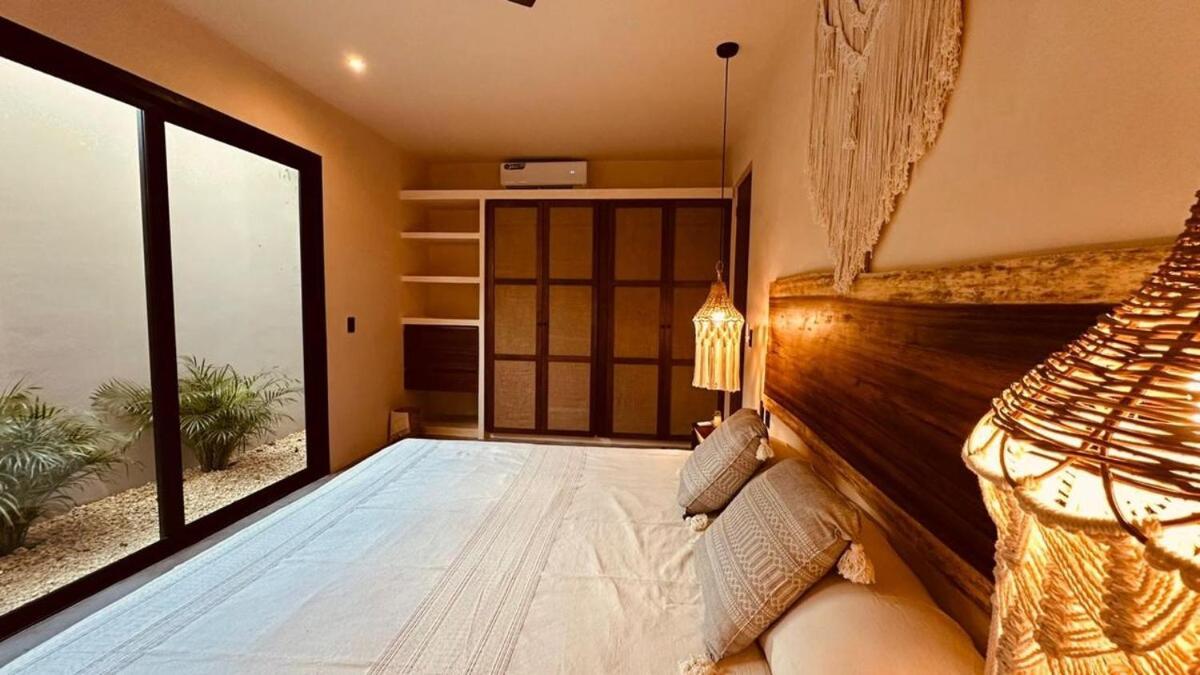 Apartment Exclusive Close To *