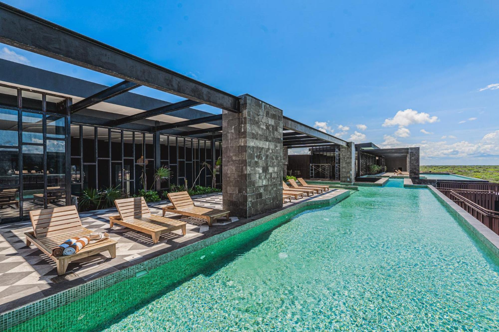 Walk To 1br 4 Guests Kids Area Office